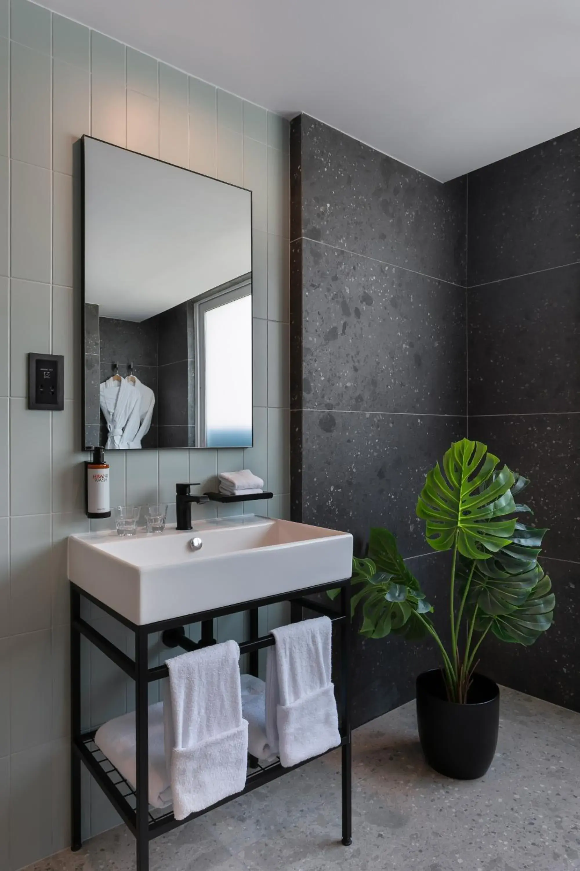 Bathroom in Hotel Mistral St Julian's, Affiliated by Meliá Bathroom in Hotel Mistral St Julian's, Affiliated by Meliá