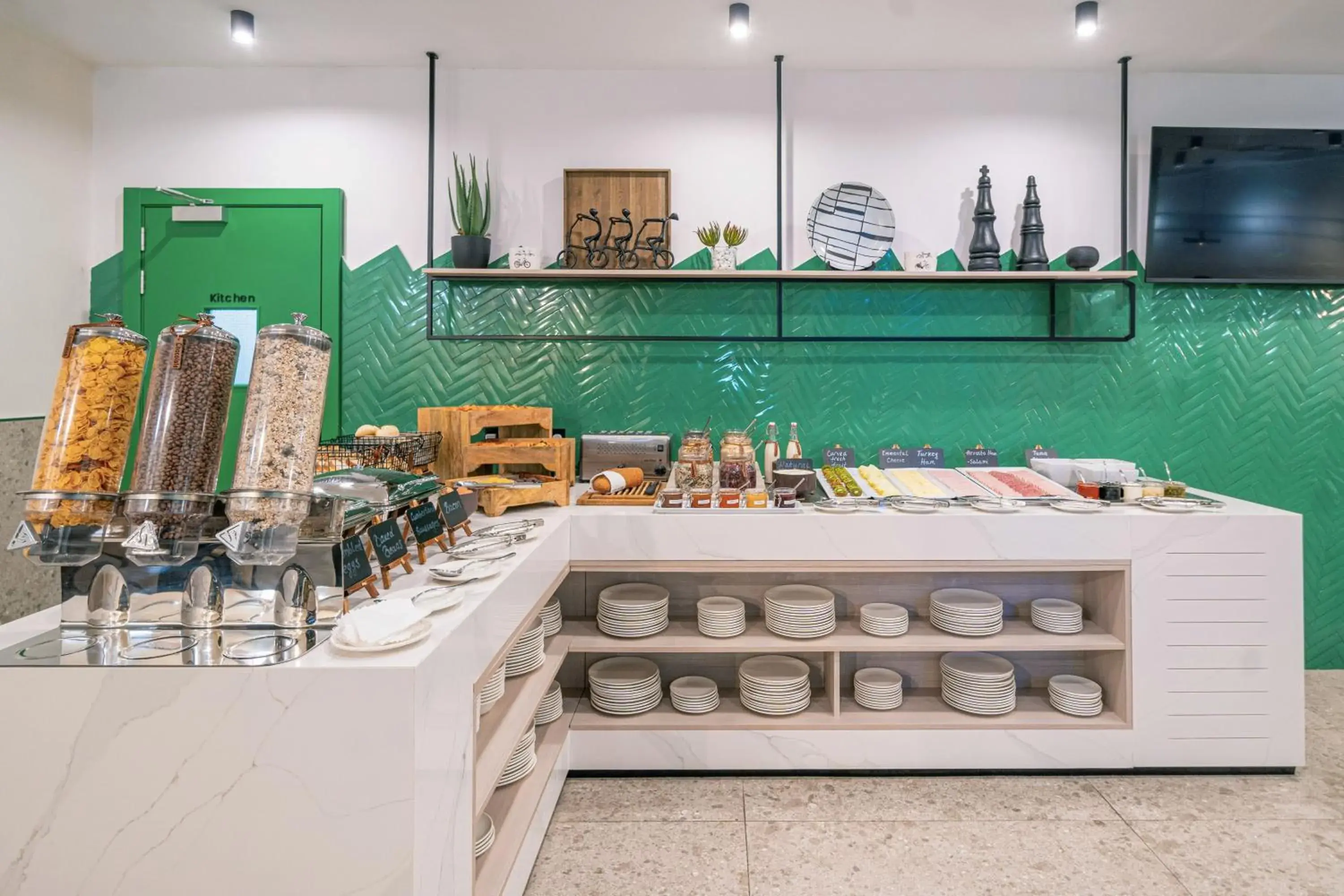 Restaurant/places to eat in Mistral St. Julian’s Affiliated by Meliá Restaurant/places to eat in Mistral St. Julian’s Affiliated by Meliá