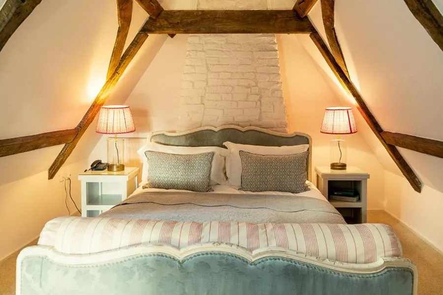 Bed in Fritton Lake - The Clubhouse