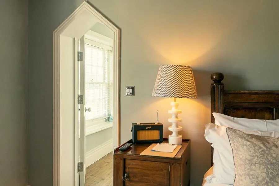 Bedroom, Bed in Fritton Lake - The Clubhouse