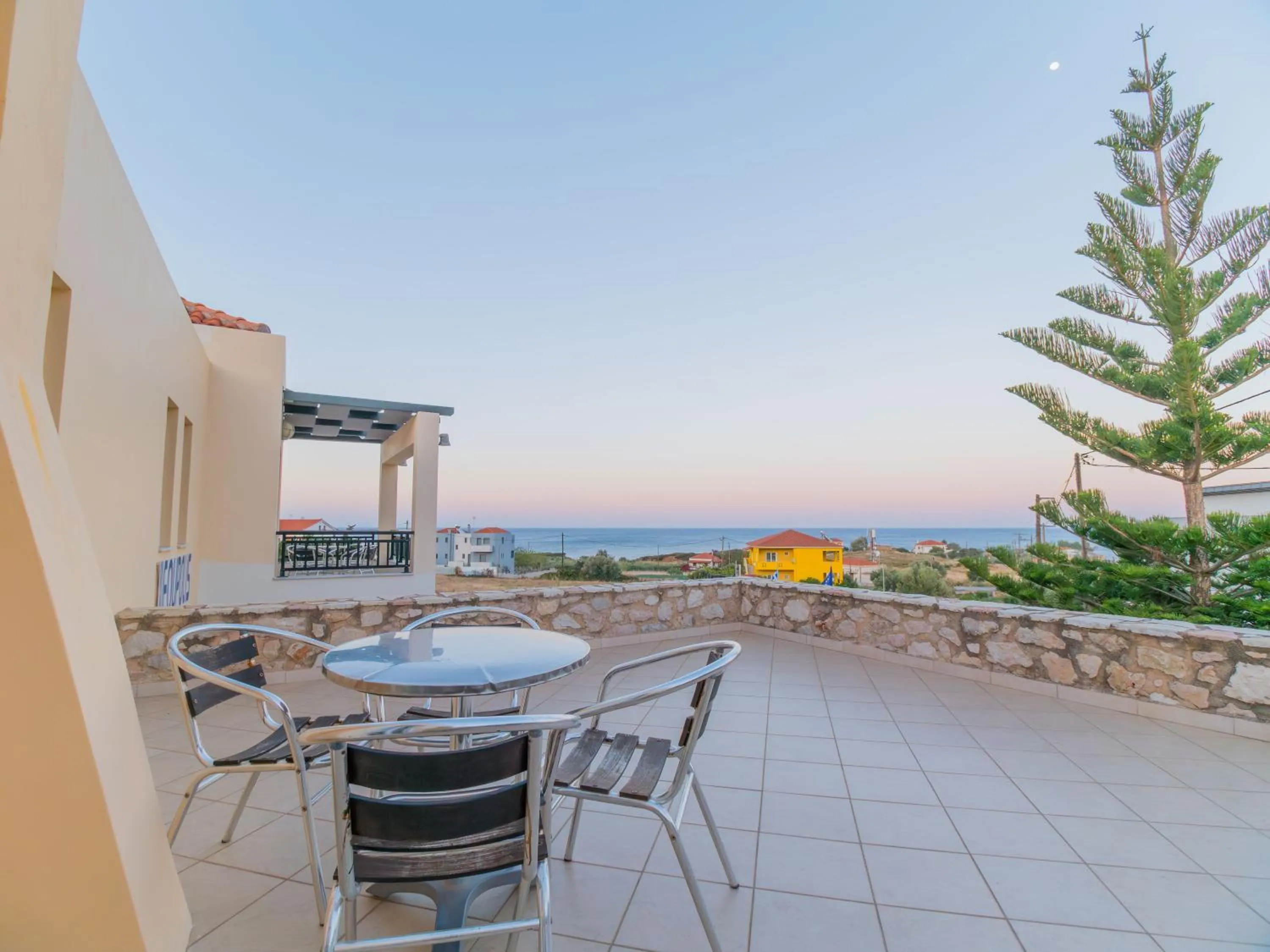 Apartments Hotel & Studios, Xifoupolis