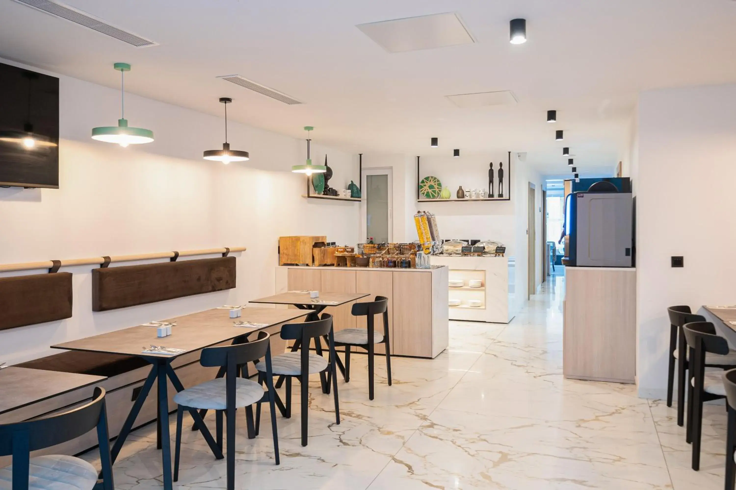 Property building in Hotel Scirocco St. Julian's Affiliated by Meliá Property building in Hotel Scirocco St. Julian's Affiliated by Meliá