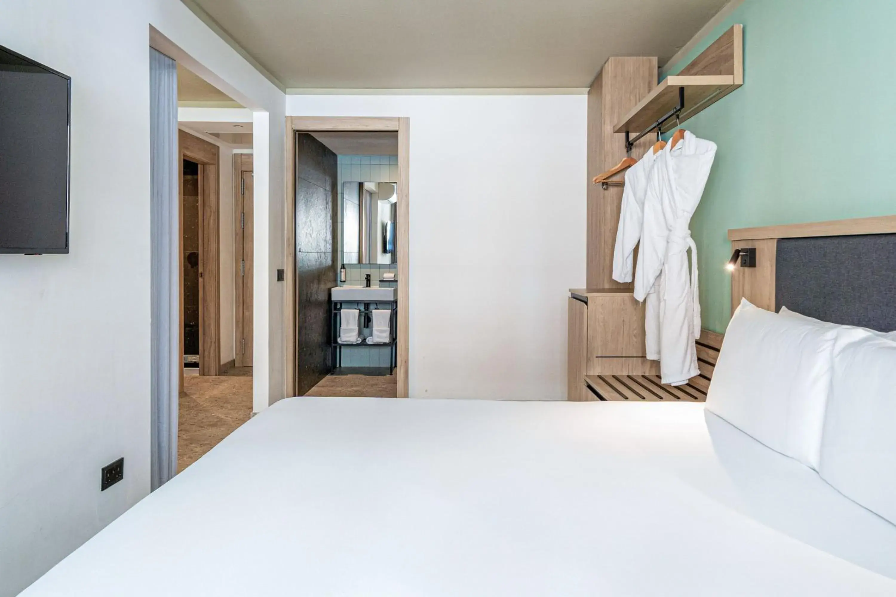 Bed in Hotel Scirocco St. Julian's Affiliated by Meliá Bed in Hotel Scirocco St. Julian's Affiliated by Meliá