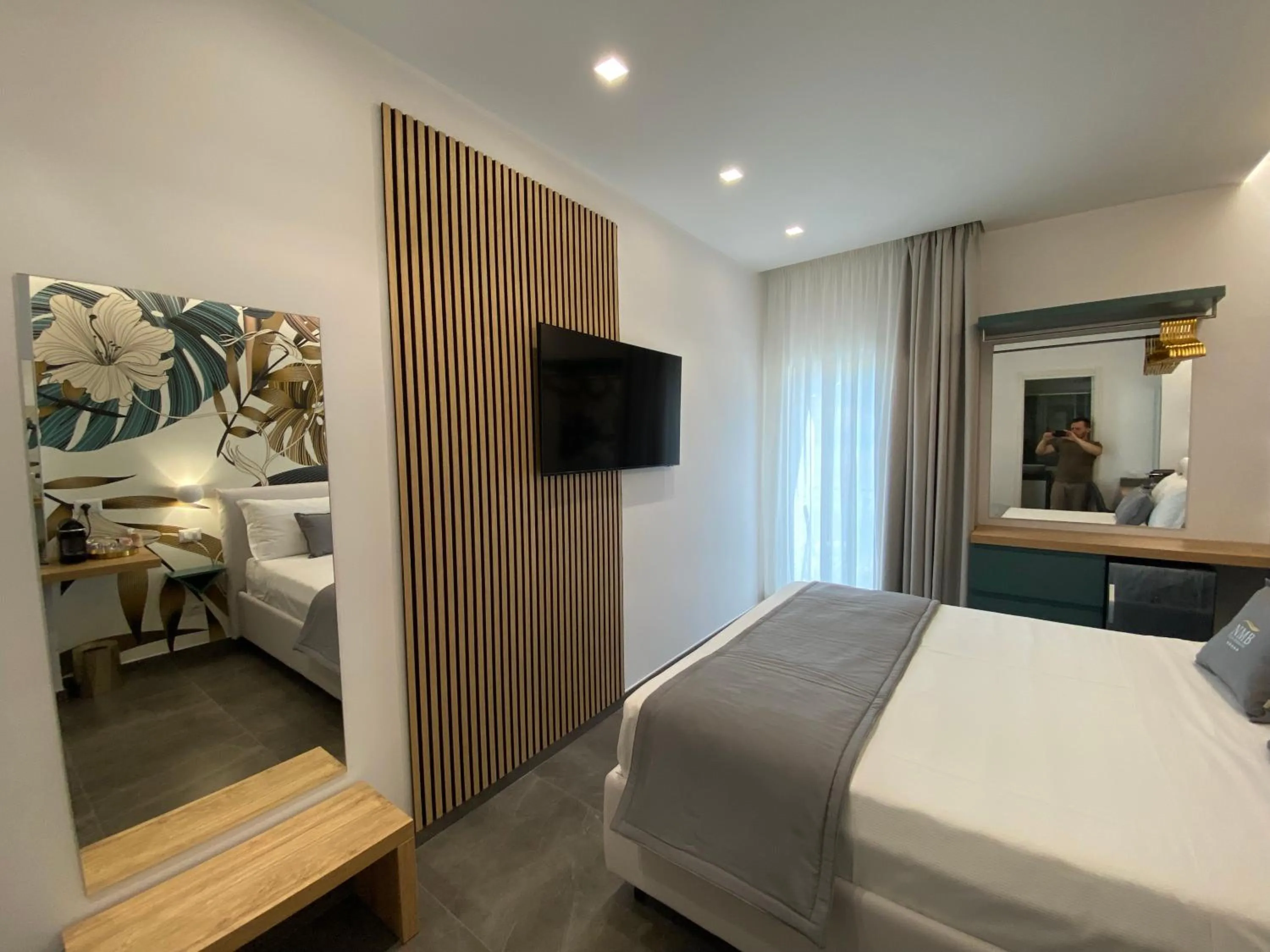 Bed in Naxos Marina Bay