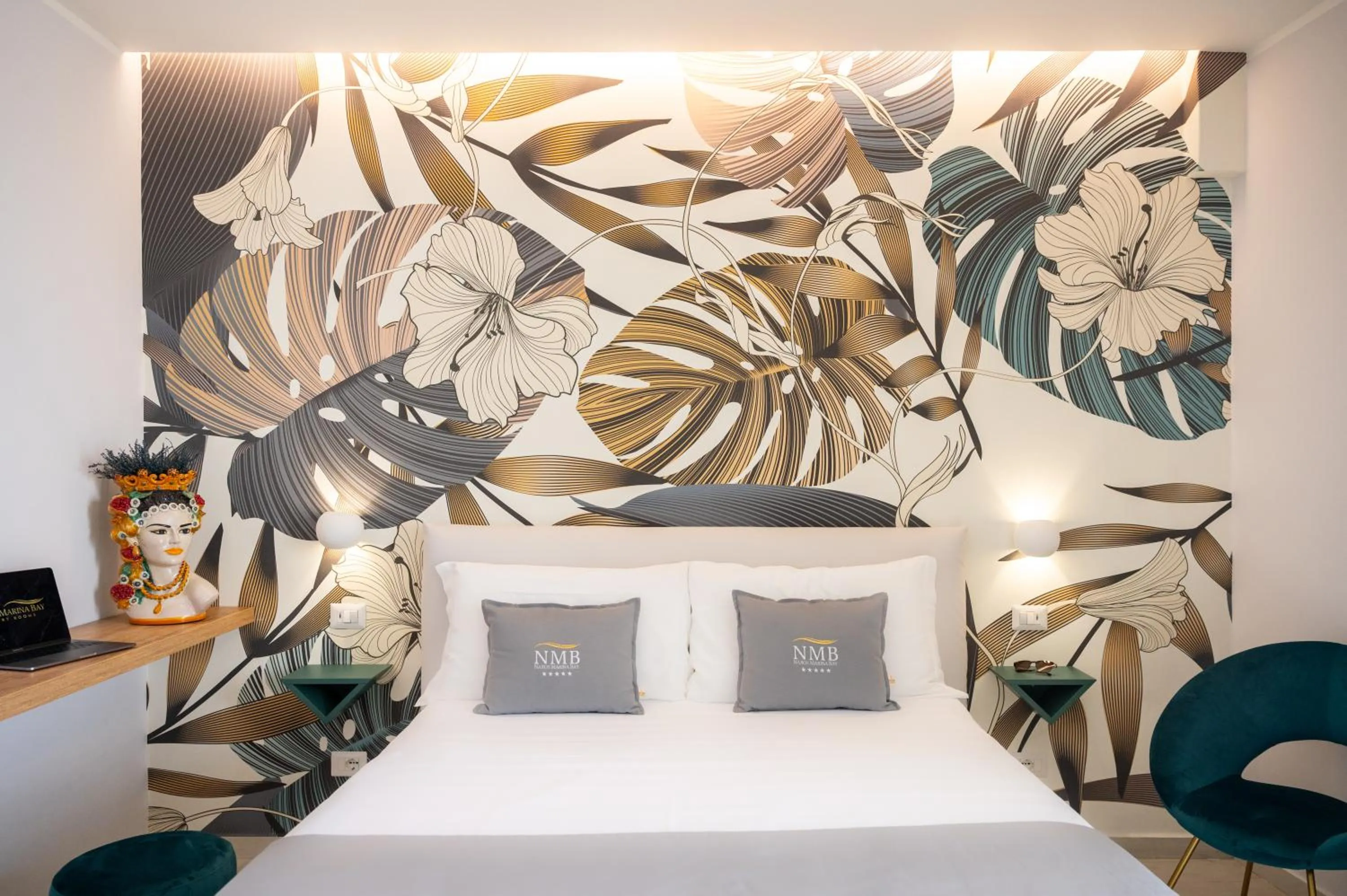 Bed in Naxos Marina Bay