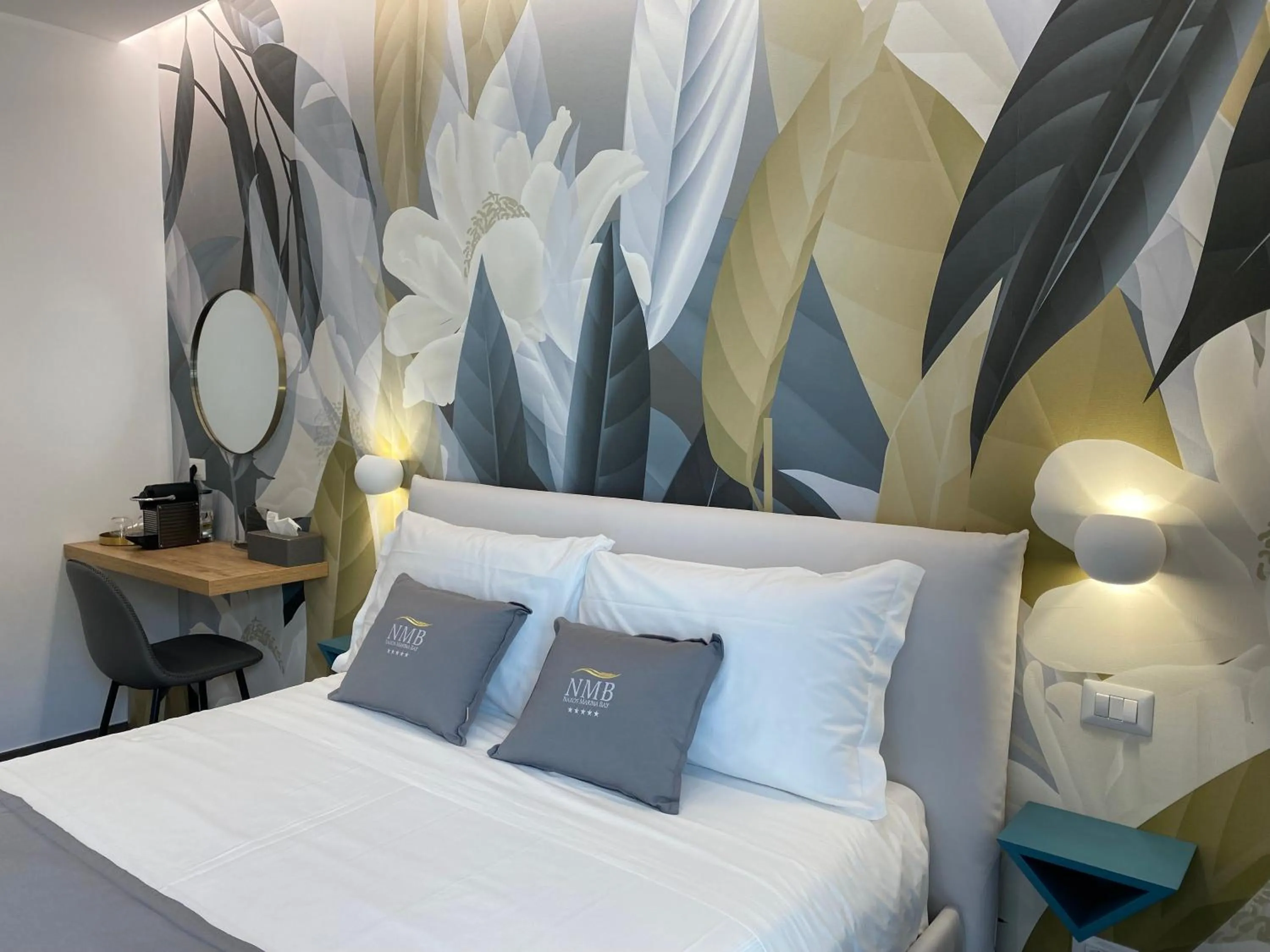 Bed in Naxos Marina Bay