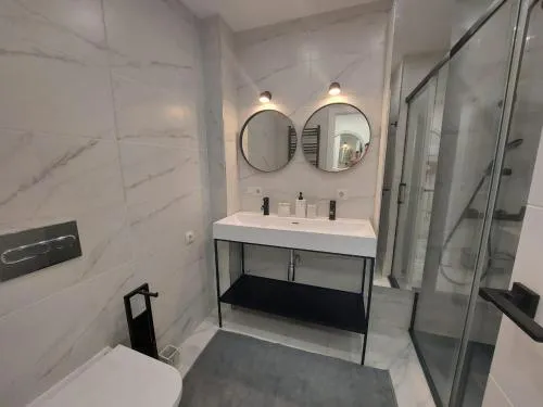 2 BR Beachfront apartment in Estepona, Malaga.