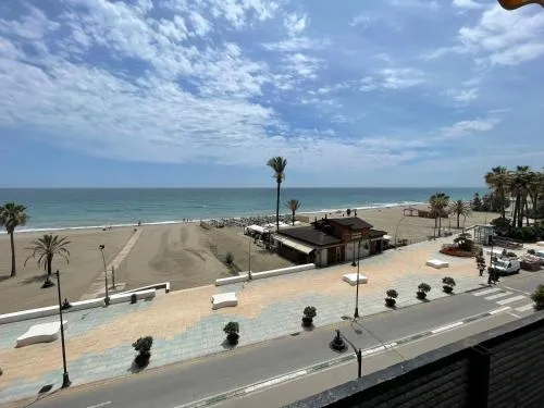 2 BR Beachfront apartment in Estepona, Malaga.