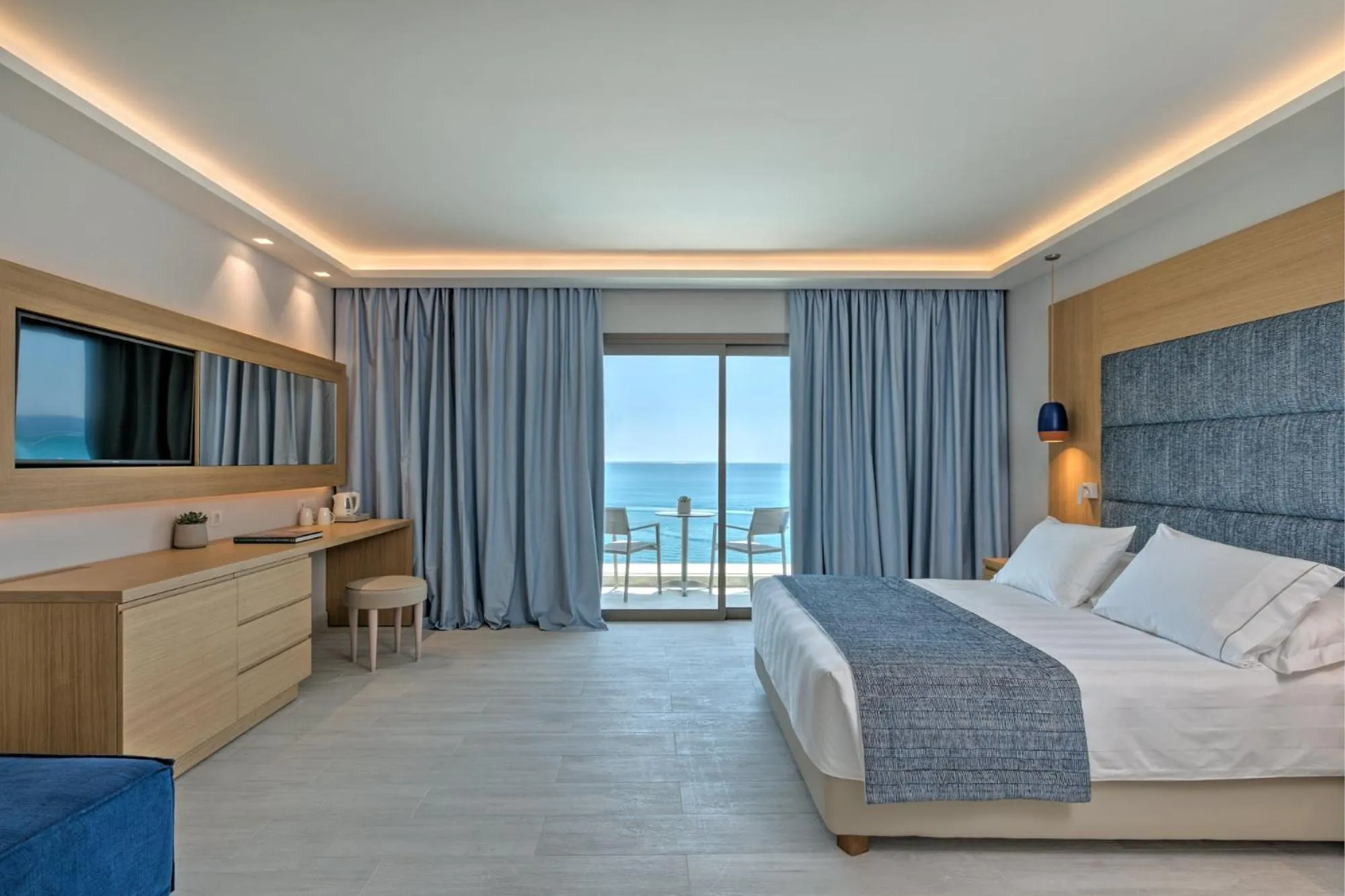 Sea view, Bed in Amada Colossos Resort