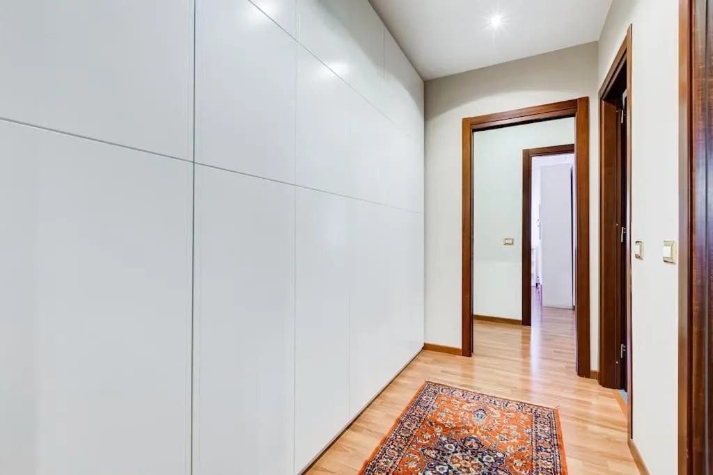 Exclusive Apartment in Eur Lake