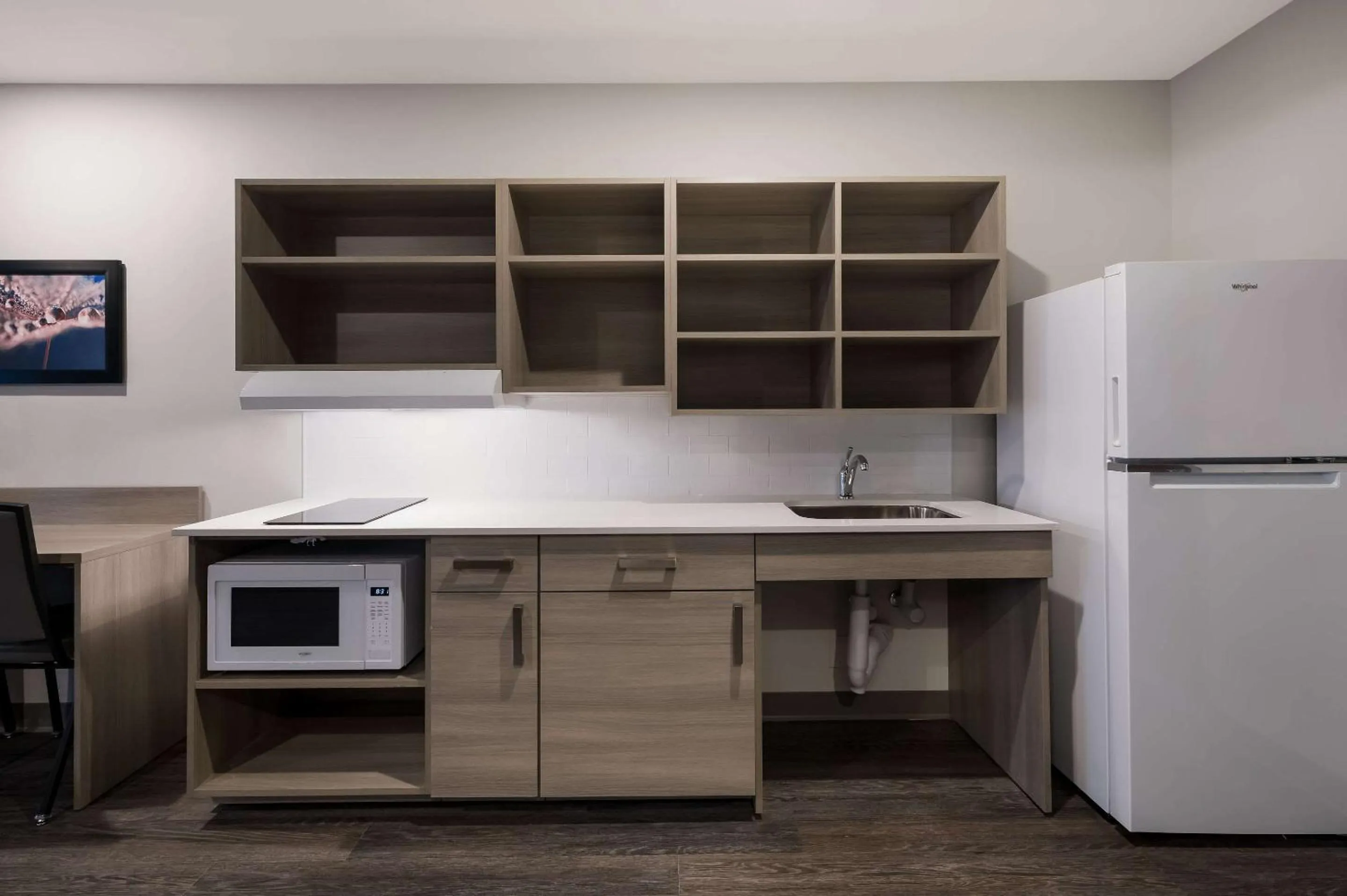 Kitchen or kitchenette in WoodSpring Suites Wixom - Novi