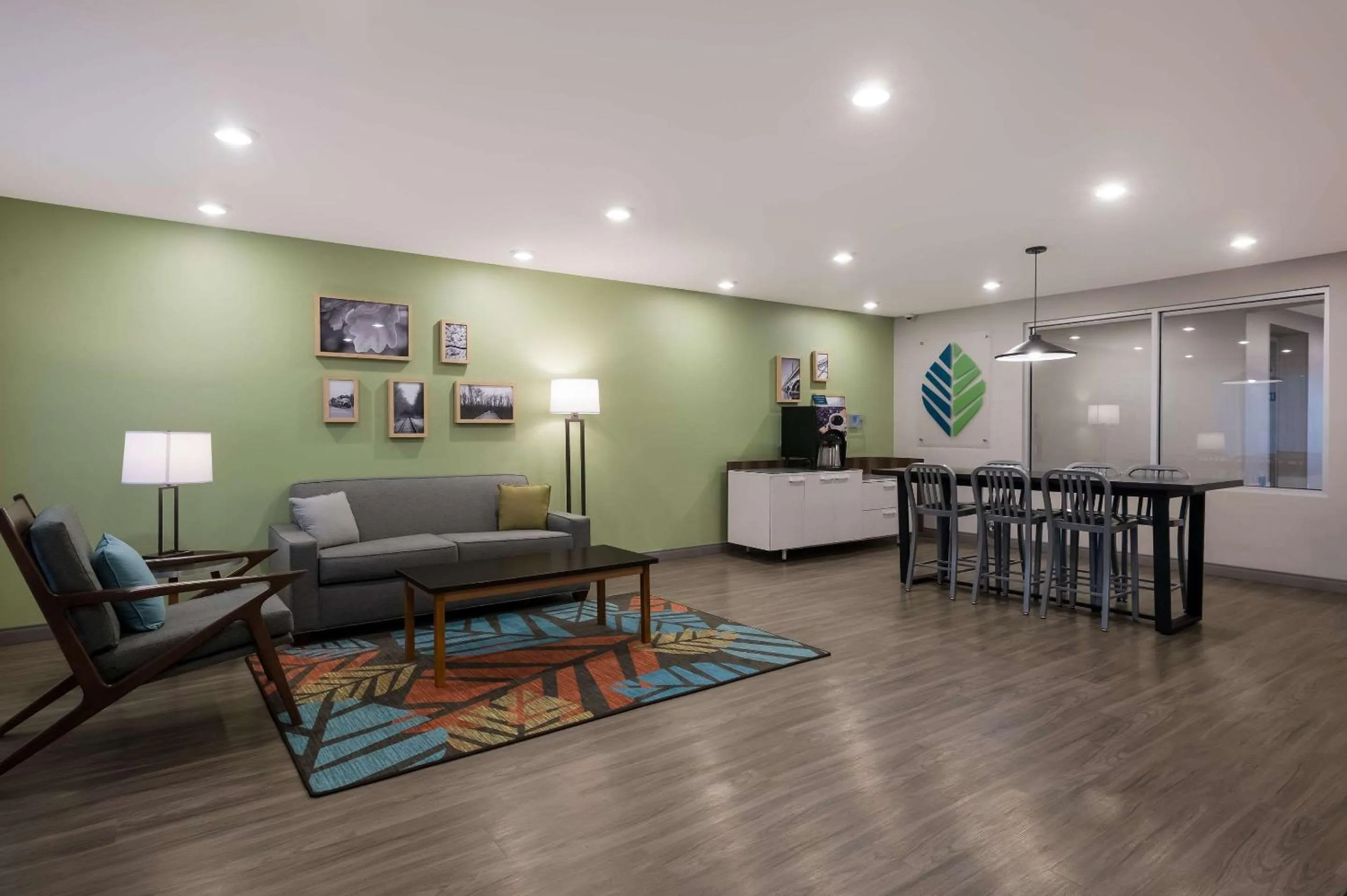 Lobby or reception in WoodSpring Suites Wixom - Novi
