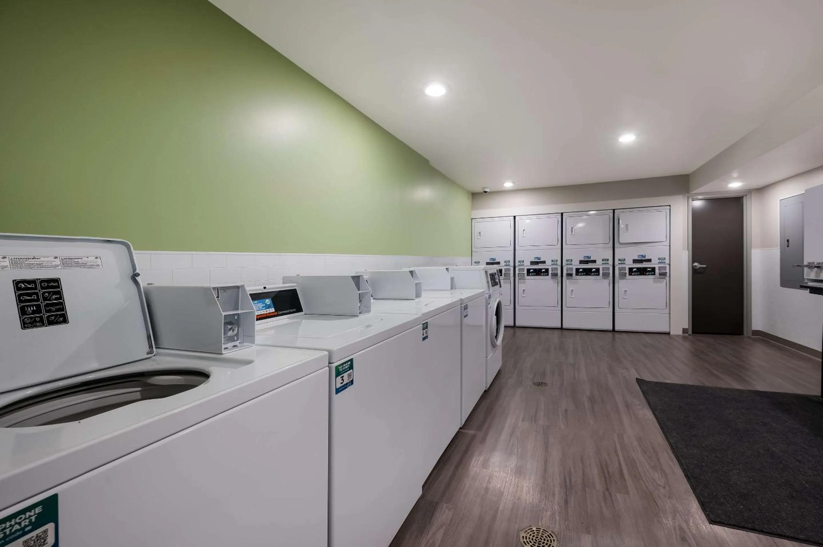 laundry in WoodSpring Suites Wixom - Novi
