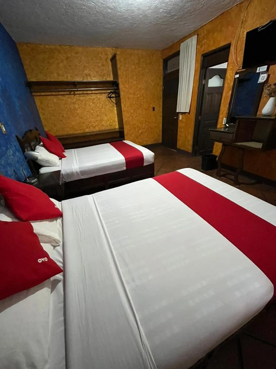 Bedroom, Bed in GRUPO MARMIL