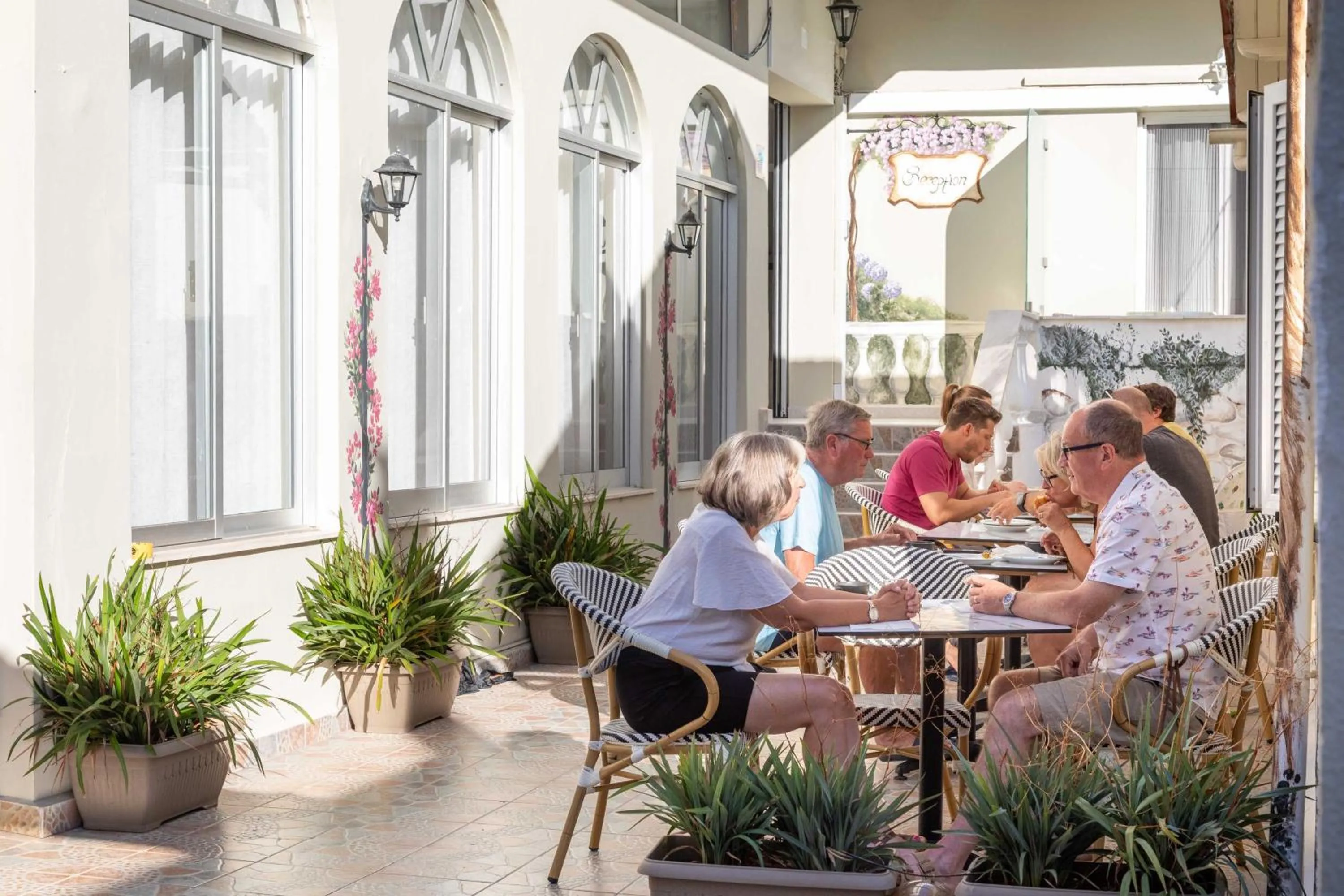 Day in Bella Vista Beach Hotel