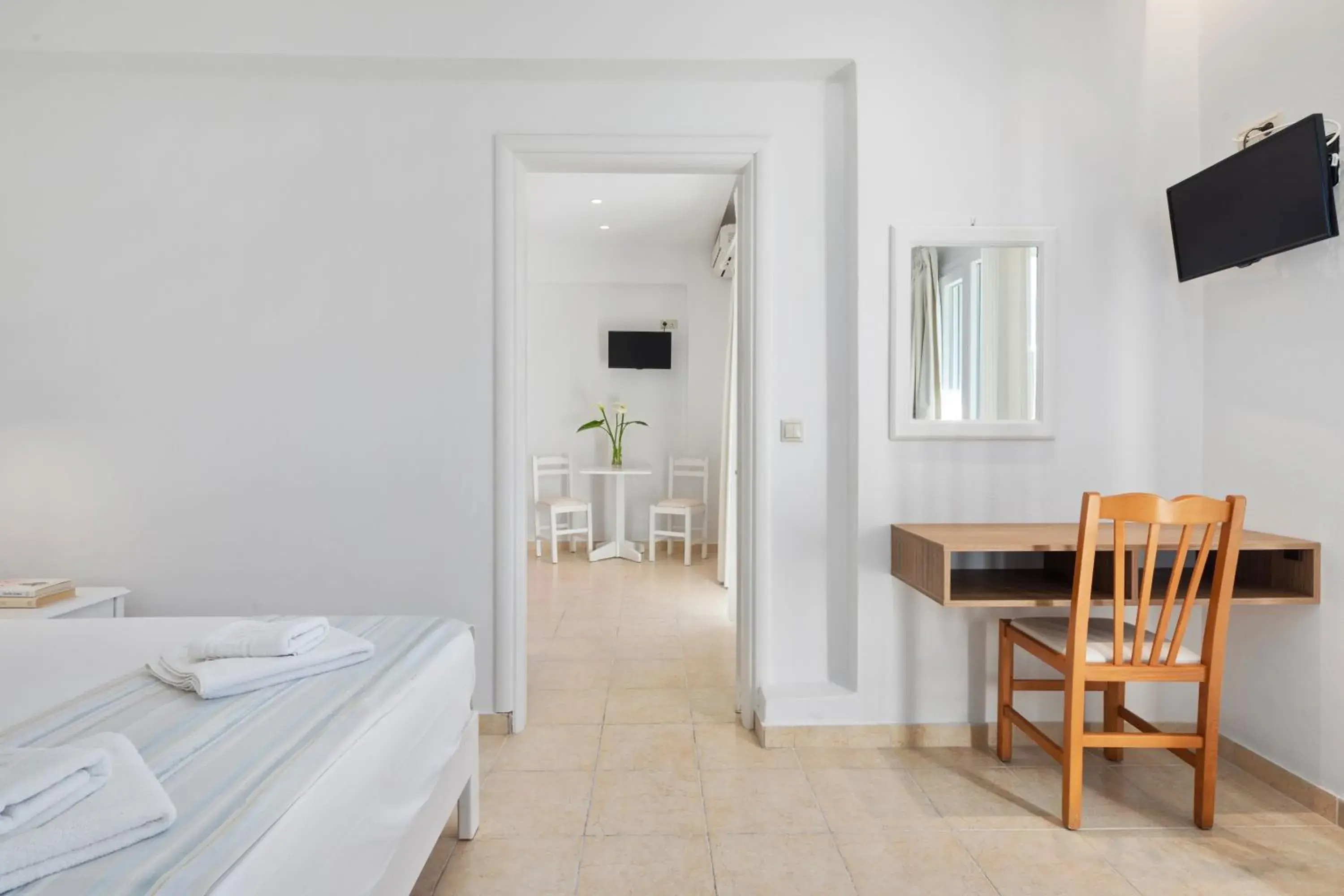 Bed in Bella Vista Beach Hotel Bed in Bella Vista Beach Hotel