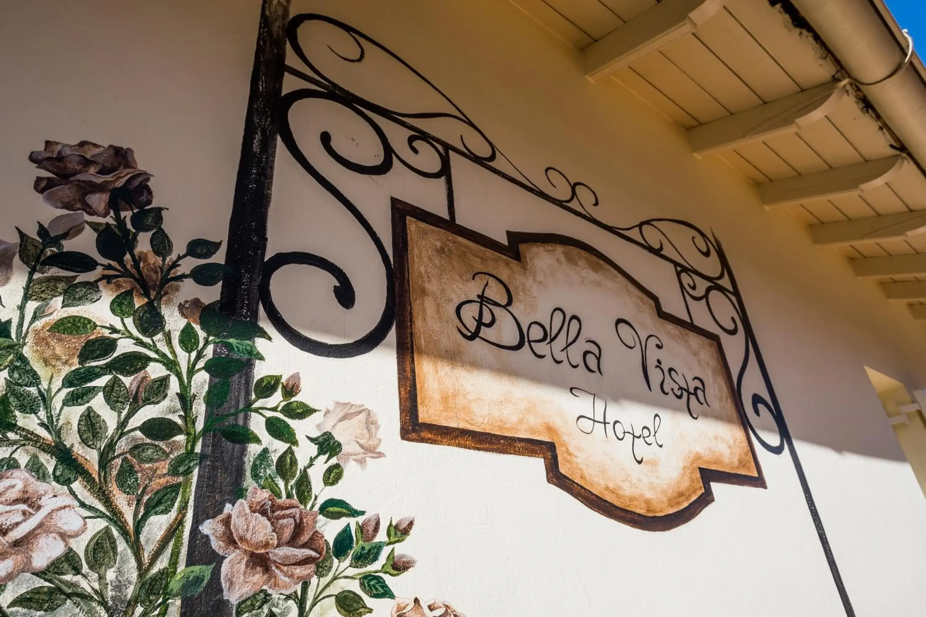 Property building in Bella Vista Beach Hotel Property building in Bella Vista Beach Hotel