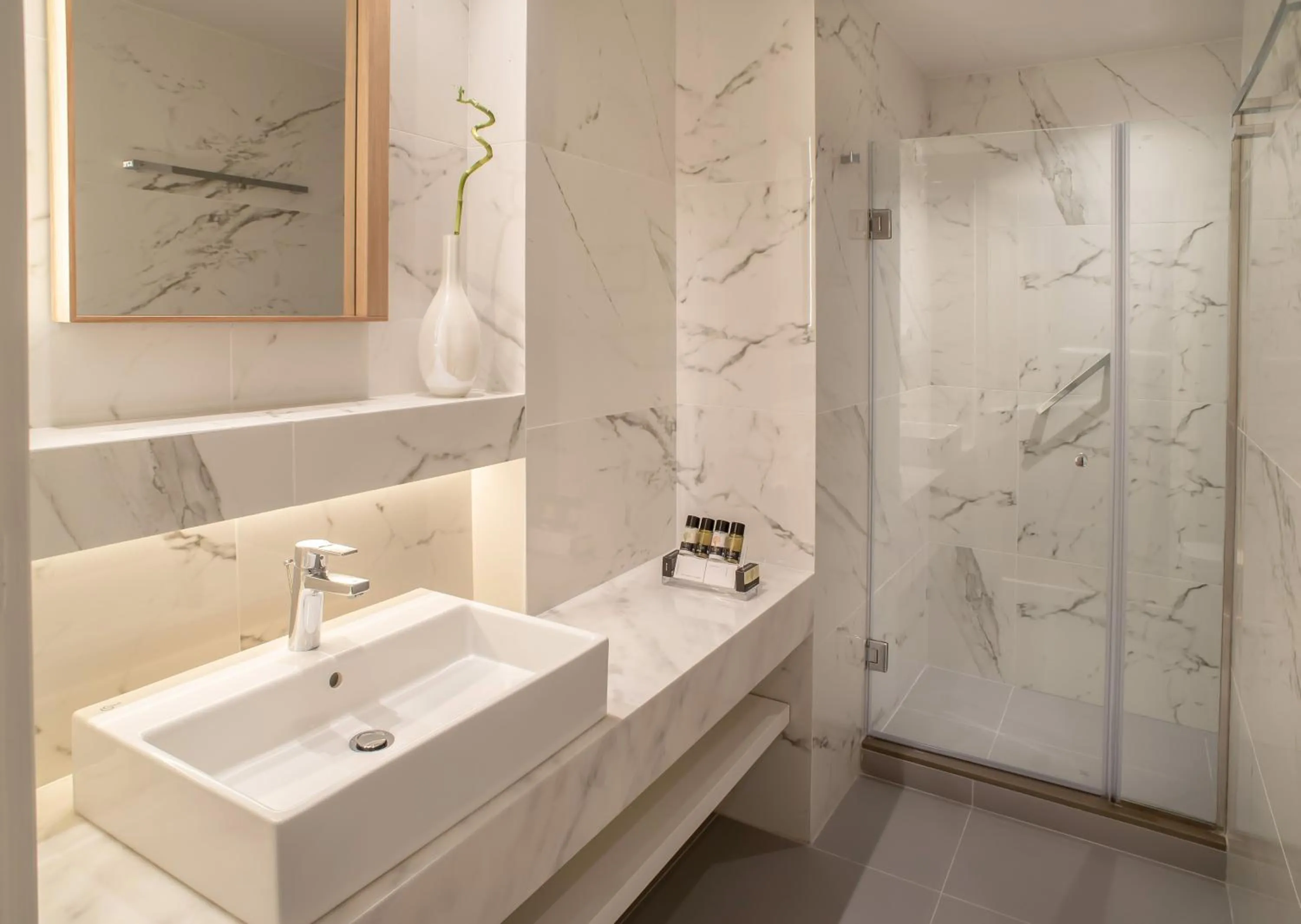 Shower in Chios Chandris