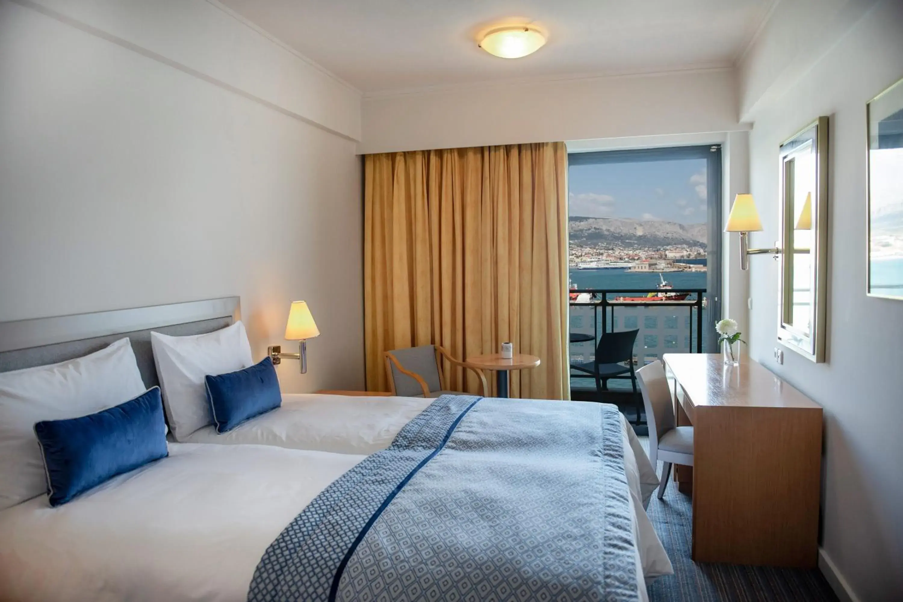 Photo of the whole room, Bed in Chios Chandris Photo of the whole room, Bed in Chios Chandris