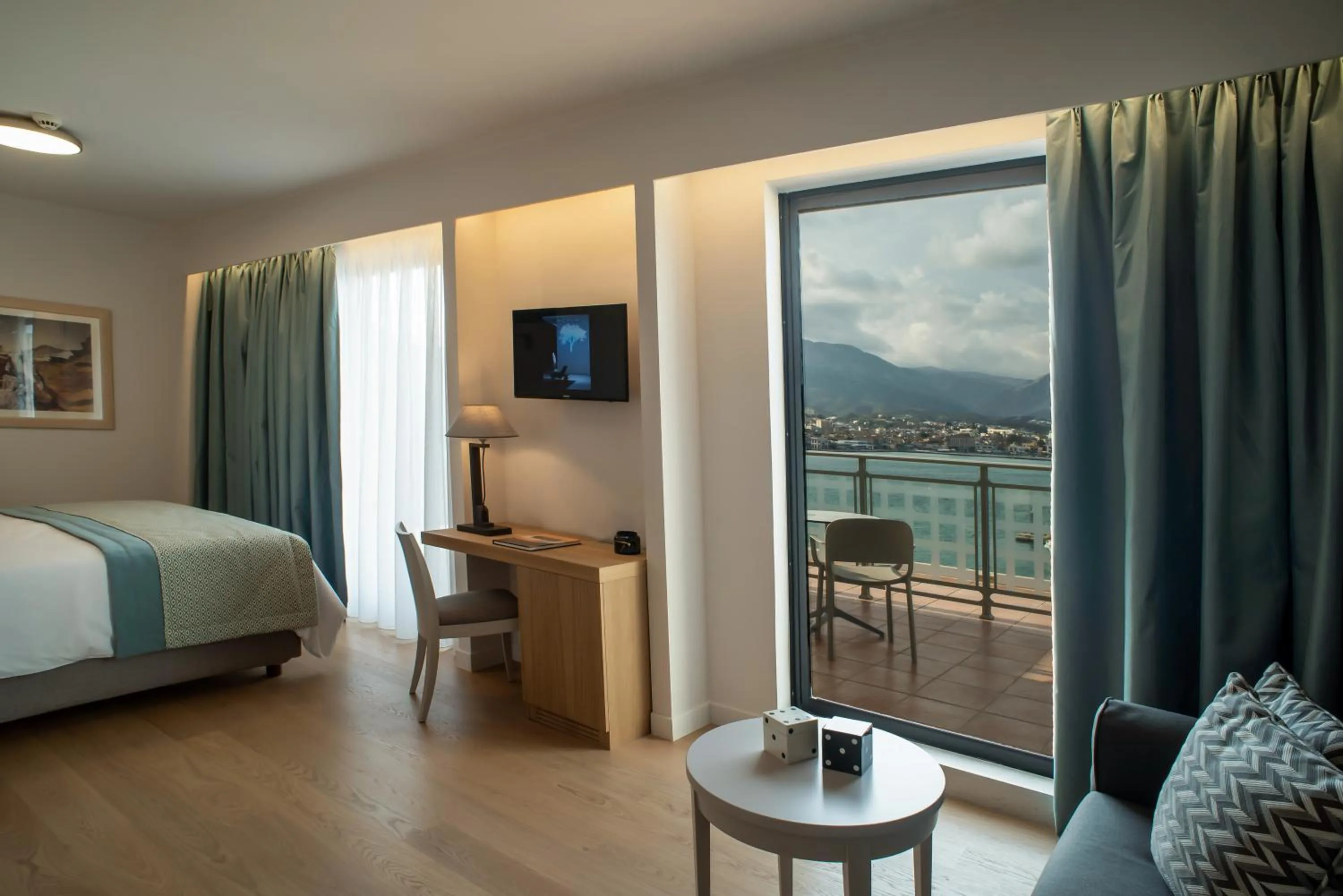 Photo of the whole room, Bed in Chios Chandris