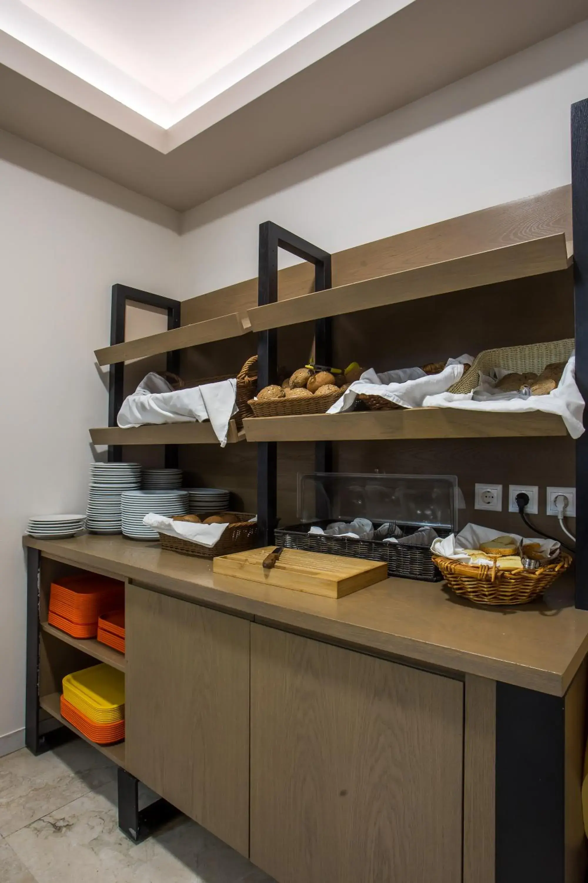 Breakfast in Hotel Africa Breakfast in Hotel Africa