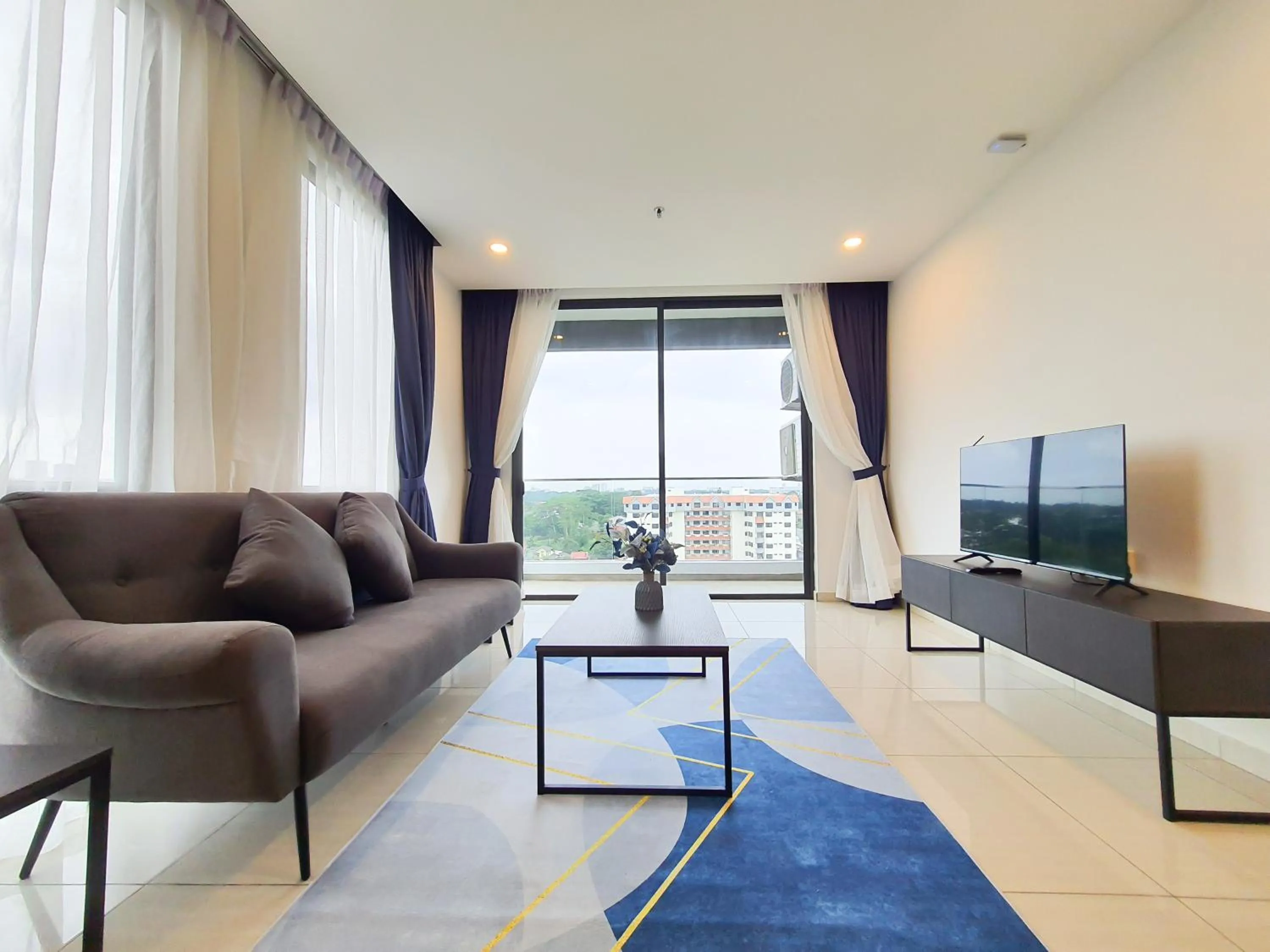 TV and multimedia in Ramada Suites by Wyndham The Straits Johor Bahru