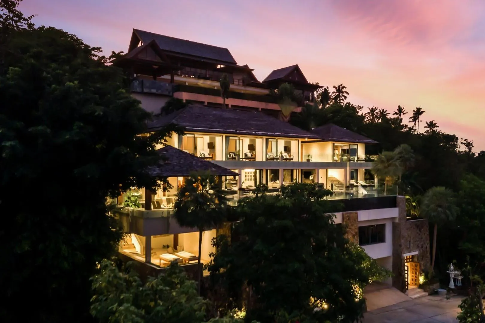 Property building in Villa Firefly- Spectacular Family Friendly Villa