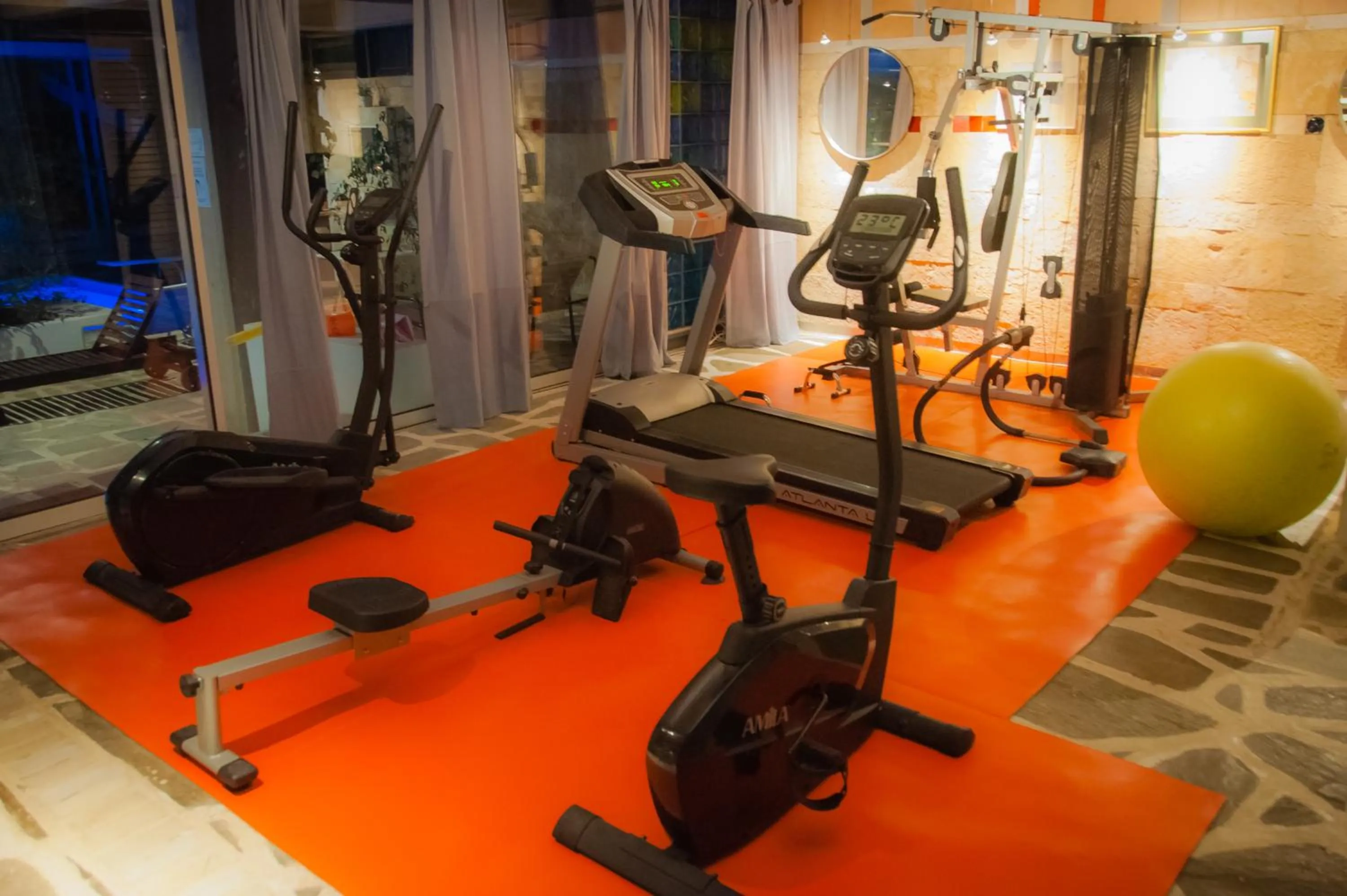 Fitness centre/facilities in Apollonia Hotel Apartments