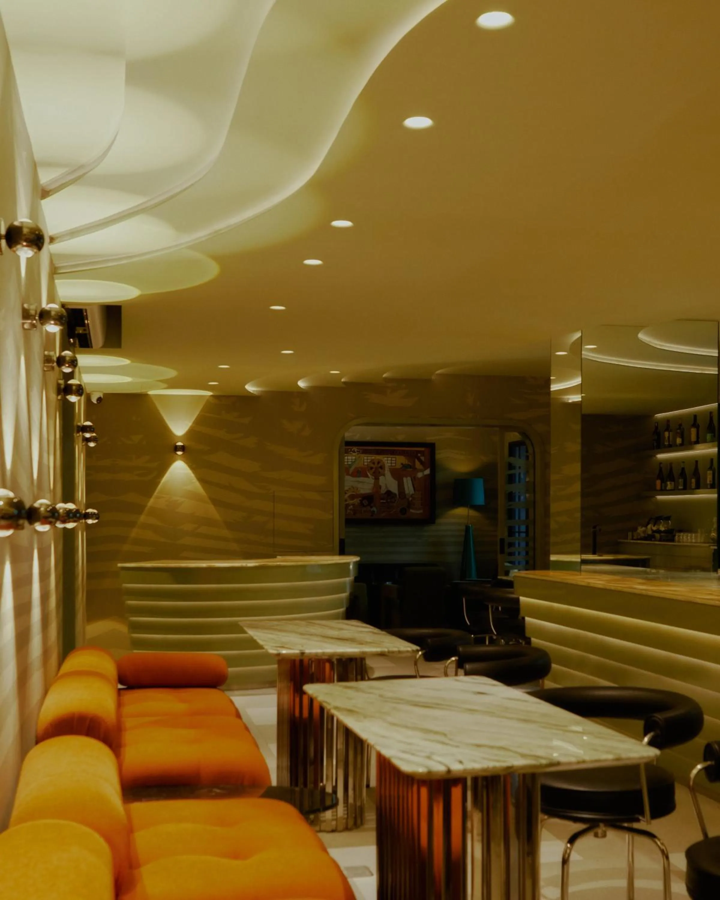 Restaurant/places to eat in Hotel Sapin