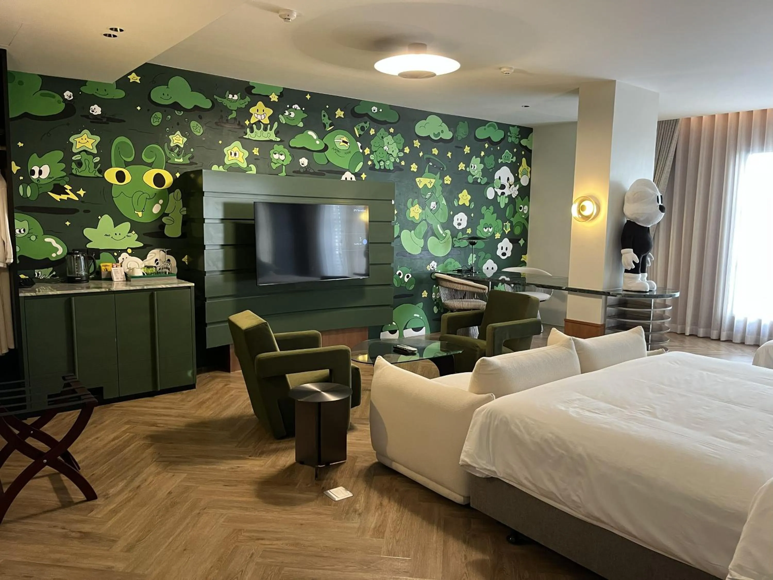 Seating area, Bed in Hotel Sapin