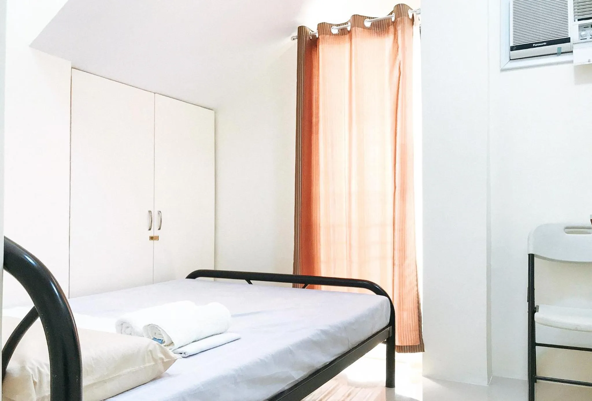 Photo of the whole room in L and V Bantayan Guest House