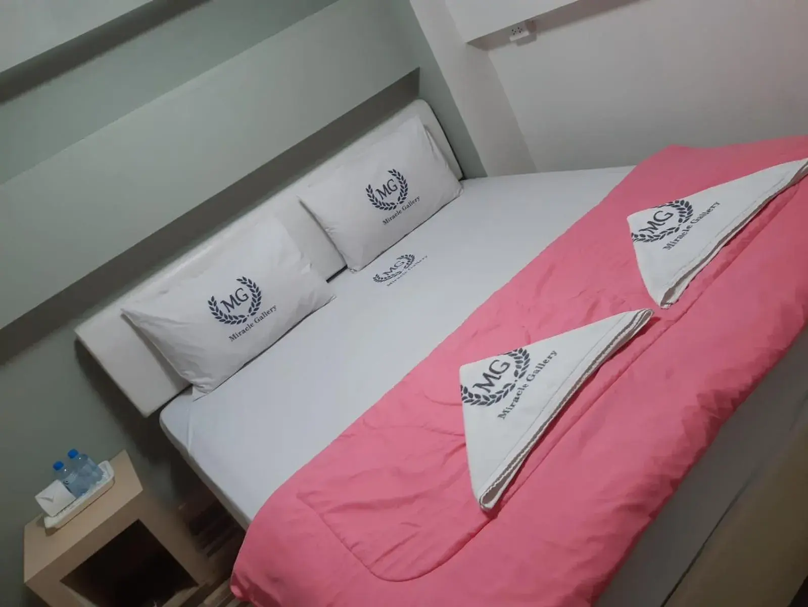 Bedroom, Bed in Miracle Gallery Hotel Bedroom, Bed in Miracle Gallery Hotel