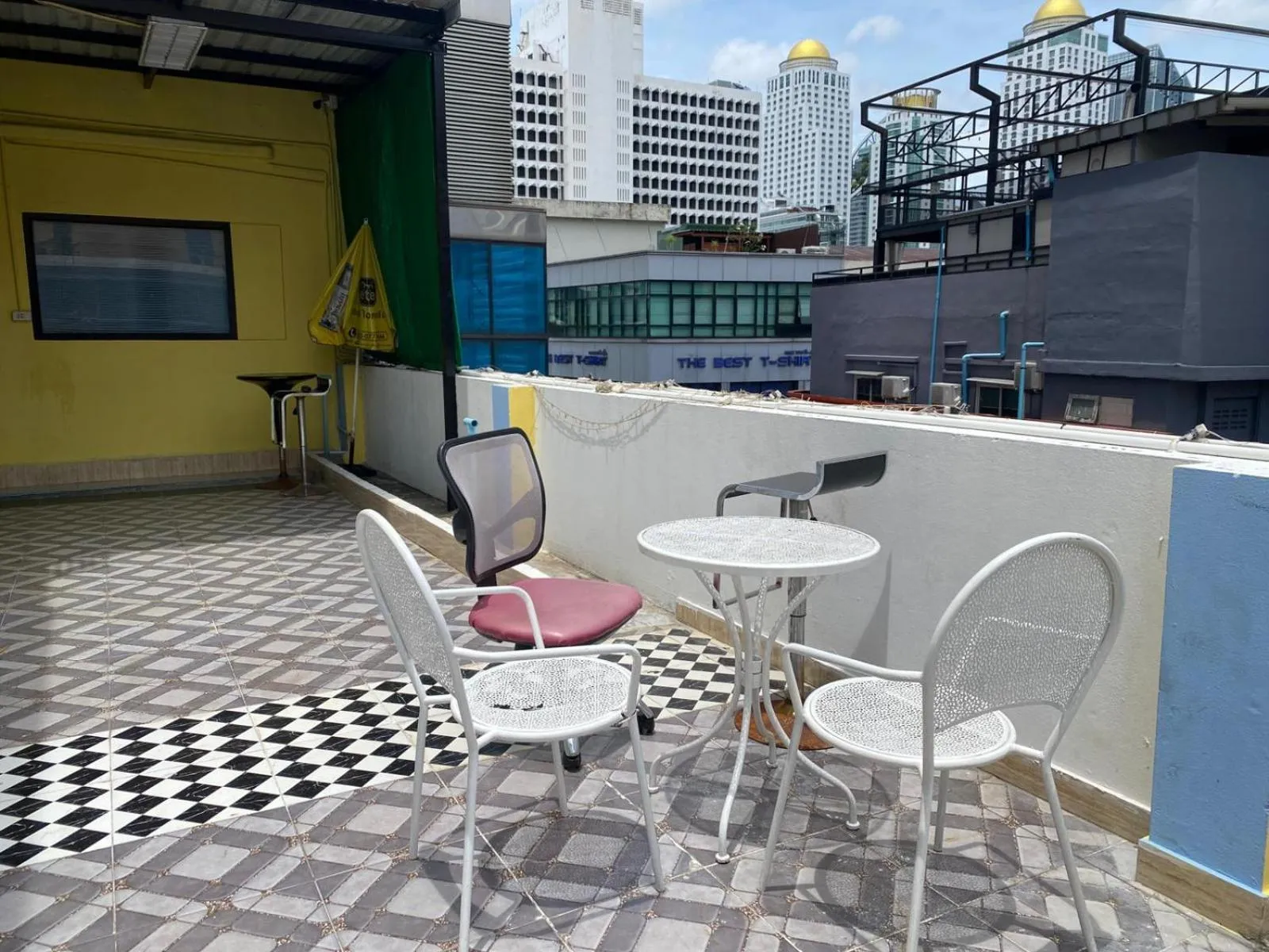 Balcony/Terrace in Miracle Gallery Hotel