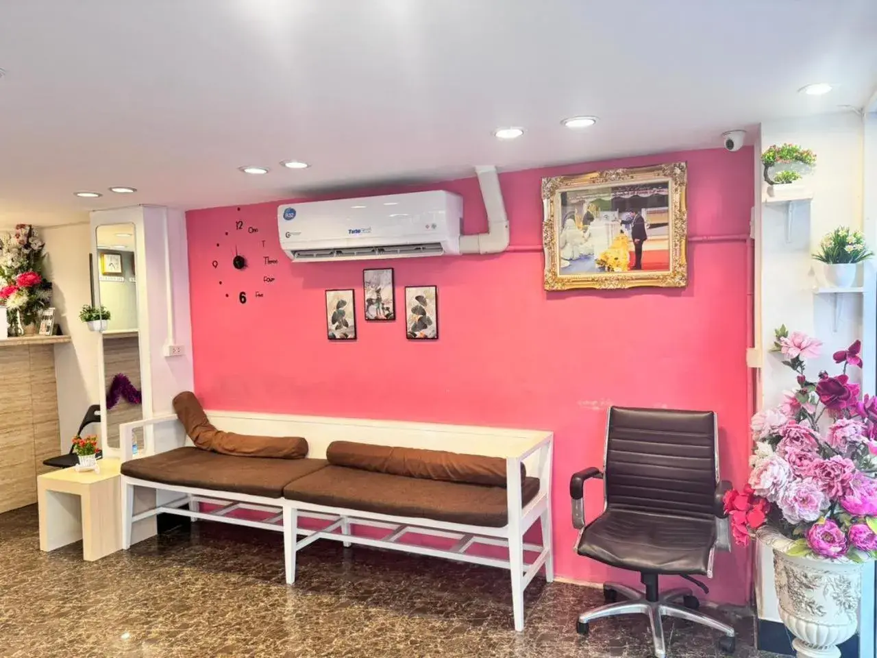 Lobby or reception in Miracle Gallery Hotel Lobby or reception in Miracle Gallery Hotel