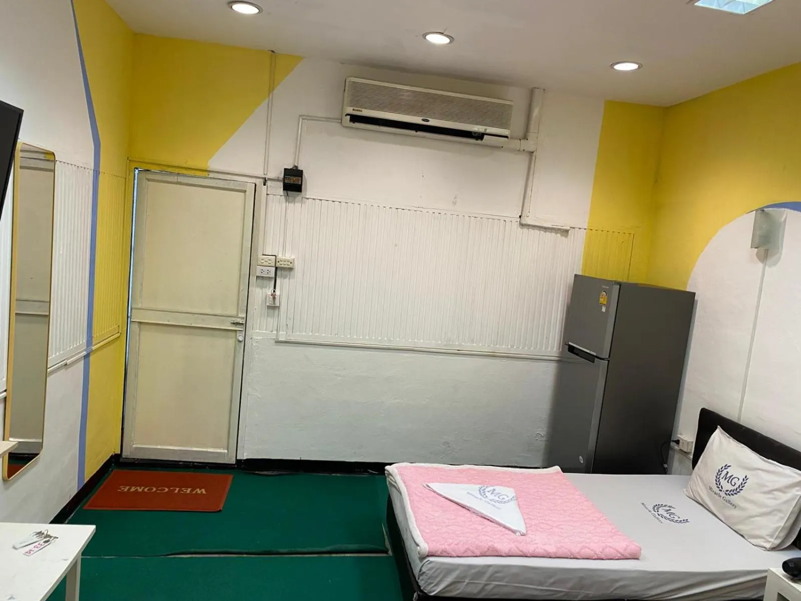 Miracle Gallery Hotel