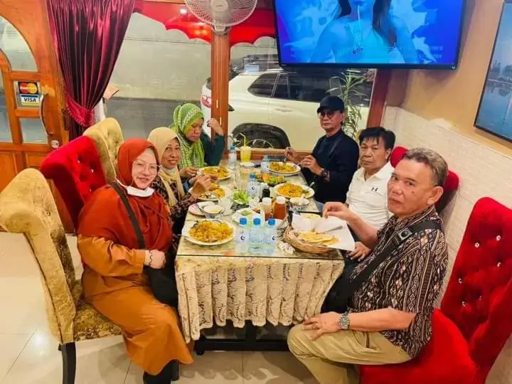 Restaurant/places to eat in Miracle Gallery Hotel Restaurant/places to eat in Miracle Gallery Hotel