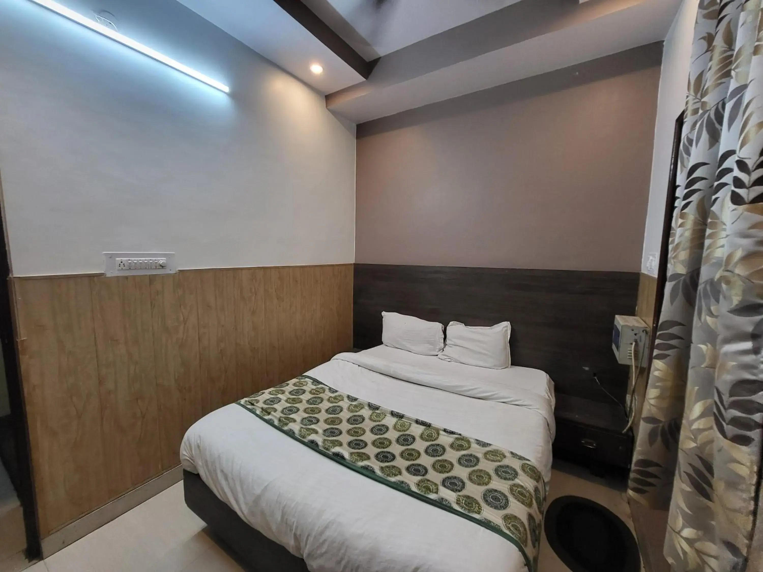 Bed in Hotel Atithi Residency Bed in Hotel Atithi Residency