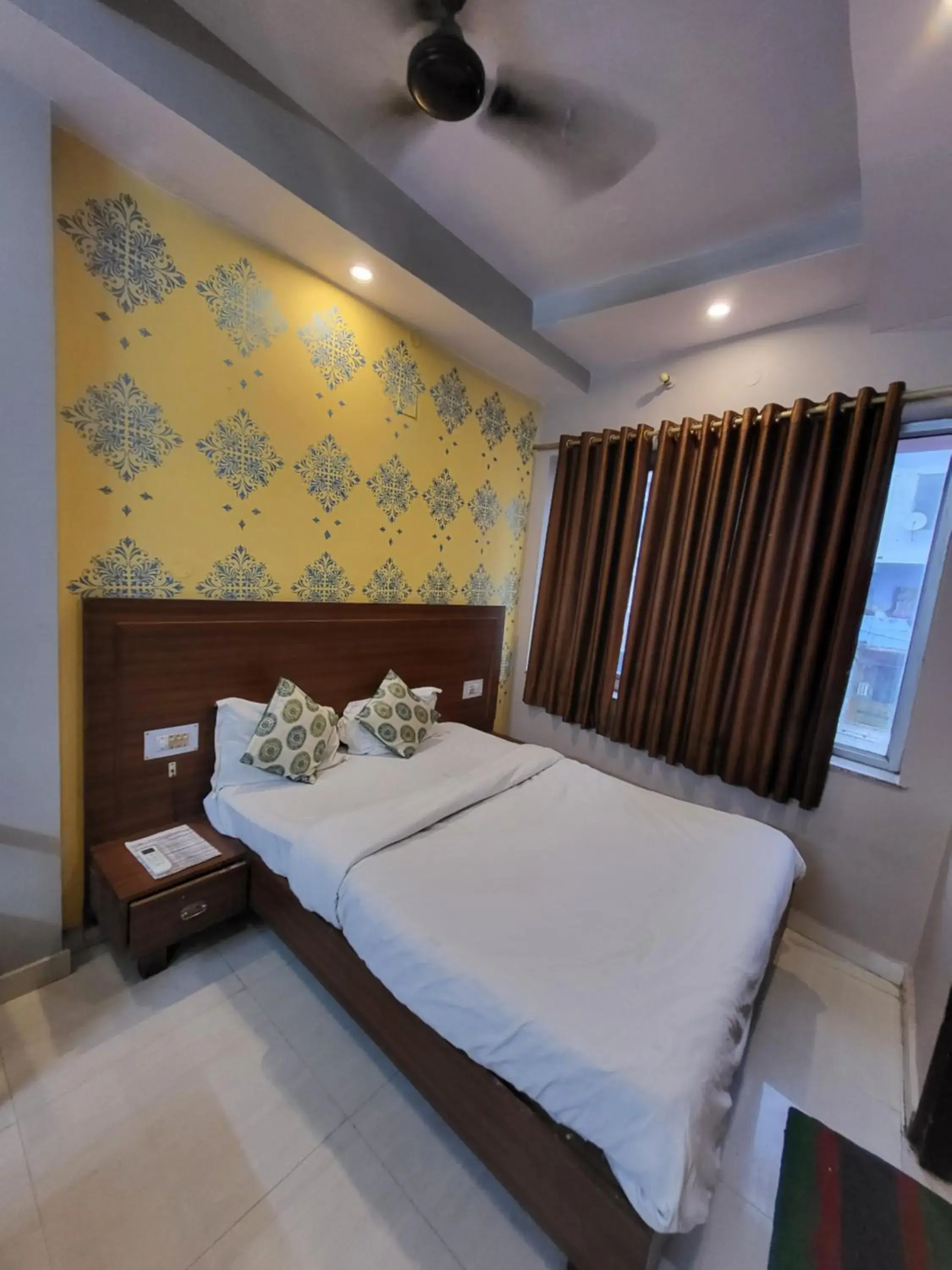 Bed in Hotel Atithi Residency Bed in Hotel Atithi Residency