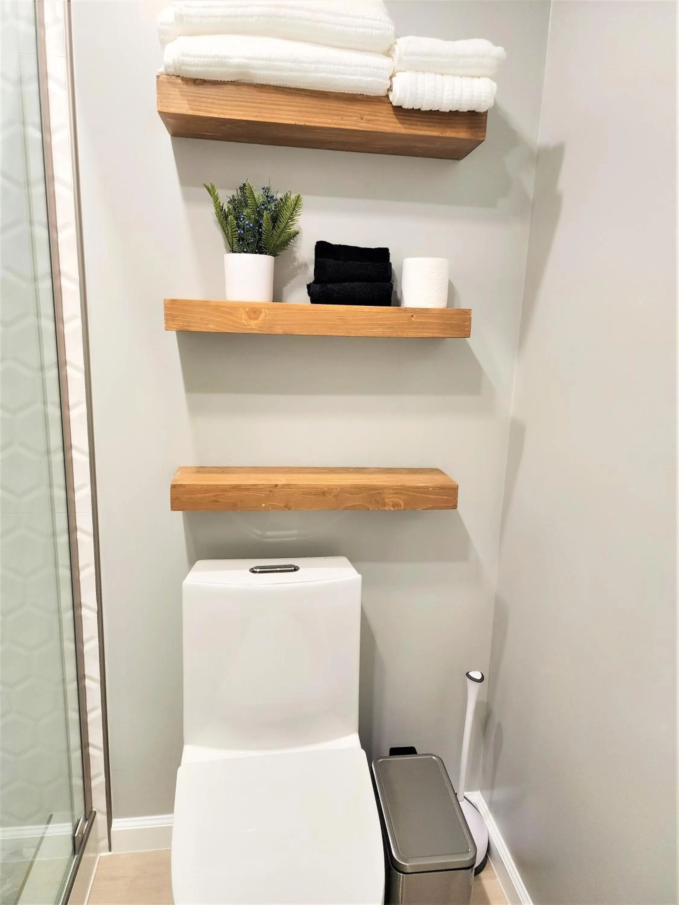 Lake Front Resort (LP#7)