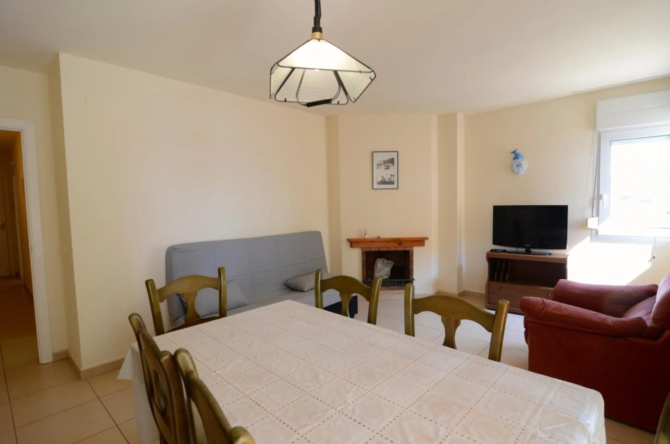 Dining area in Terrassa del Mar 6-1-B