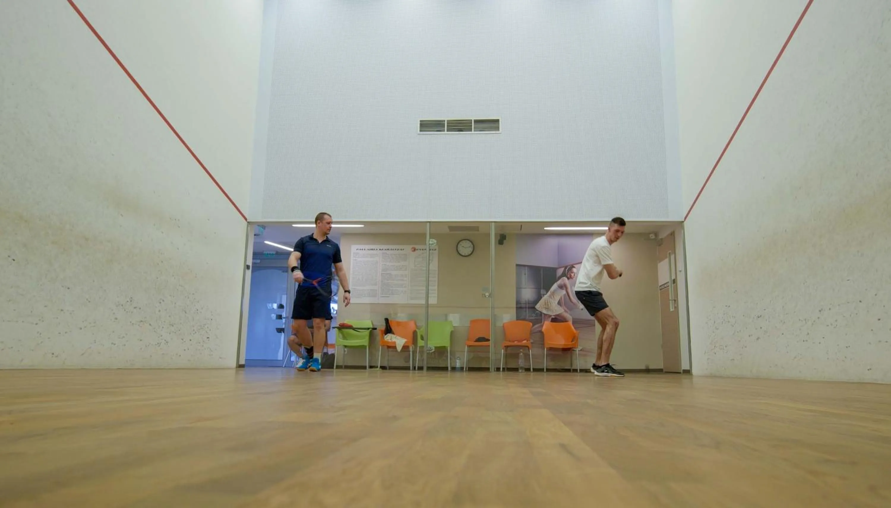 Squash in Eleven Business & Sport Hotel
