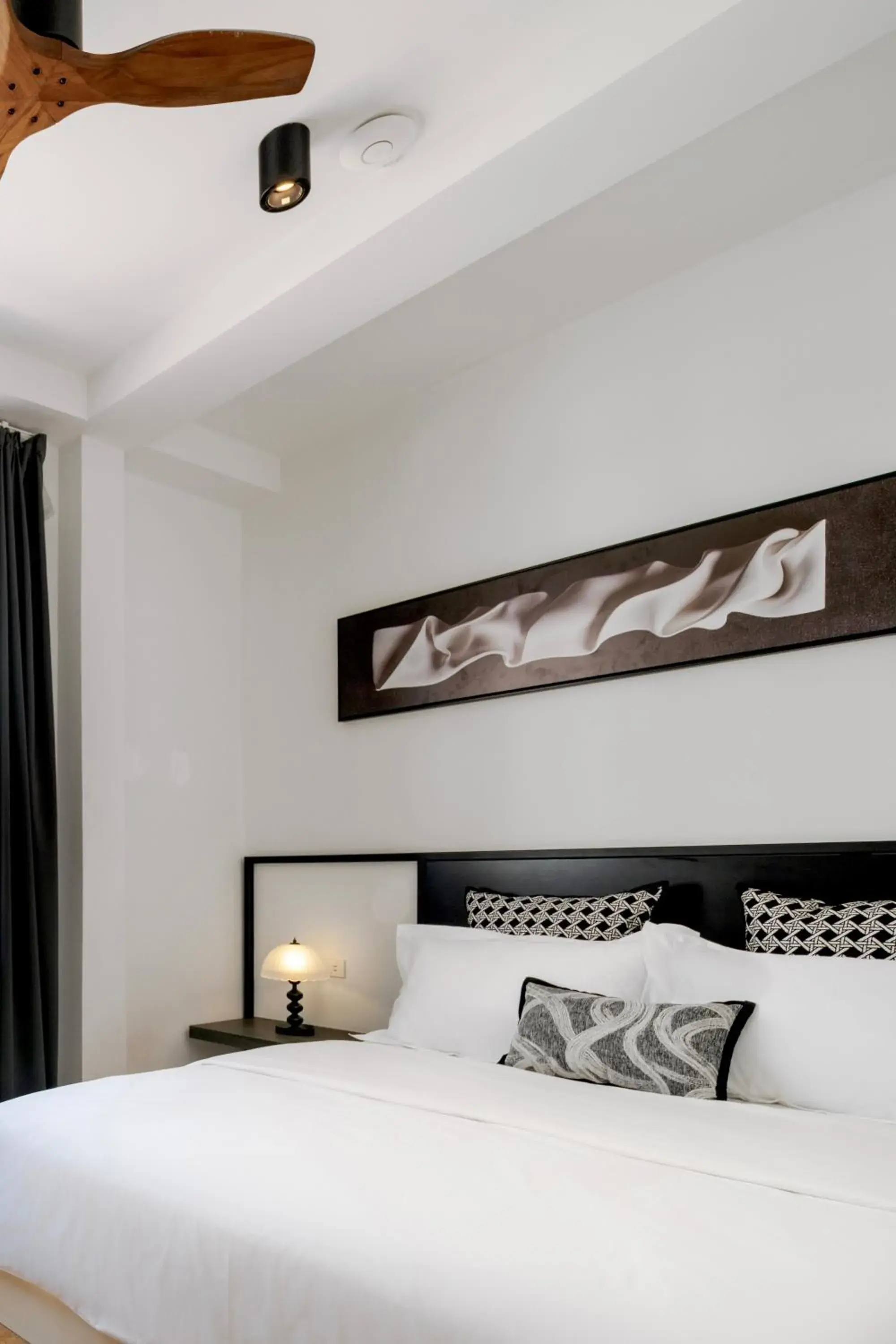 Bed in CASA BLANCA Dusit Bed in CASA BLANCA Dusit