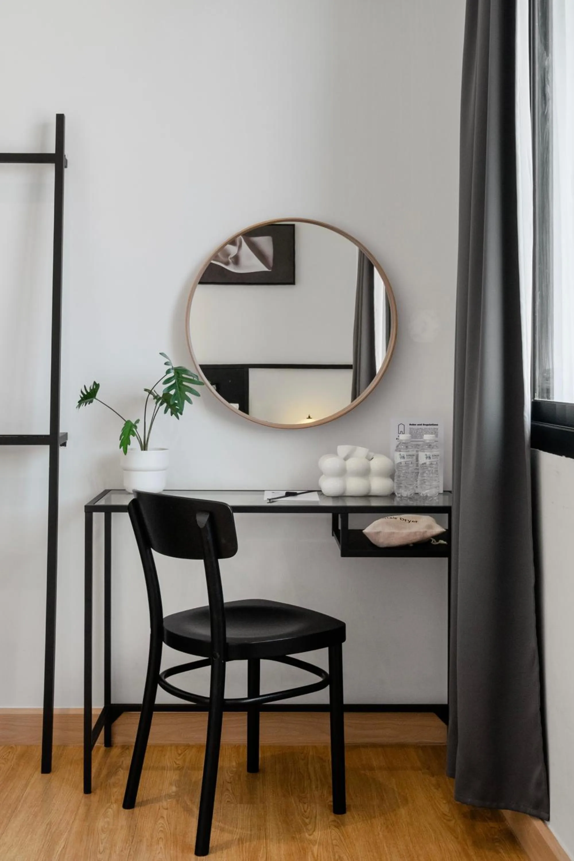 hair dresser in CASA BLANCA Dusit