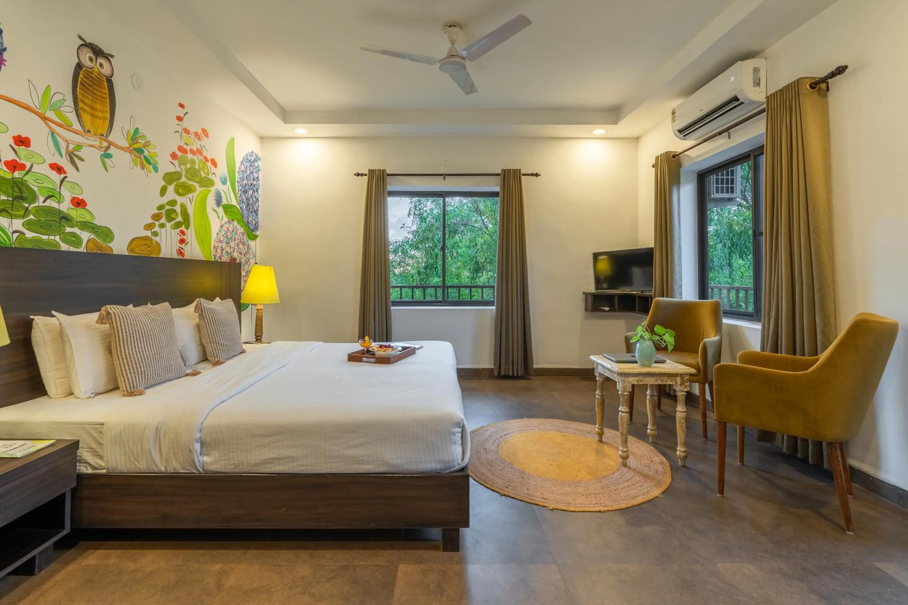 Photo of the whole room, Bed in Locomo Boutique, Morjim - Cozy tropical stay, near beach