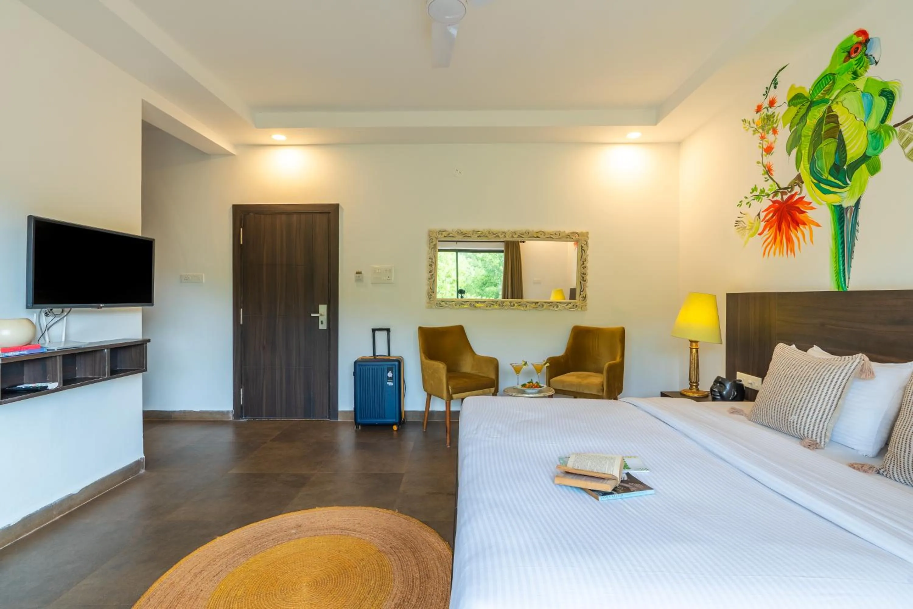 Photo of the whole room, Bed in Locomo Boutique, Morjim - Cozy tropical stay, near beach