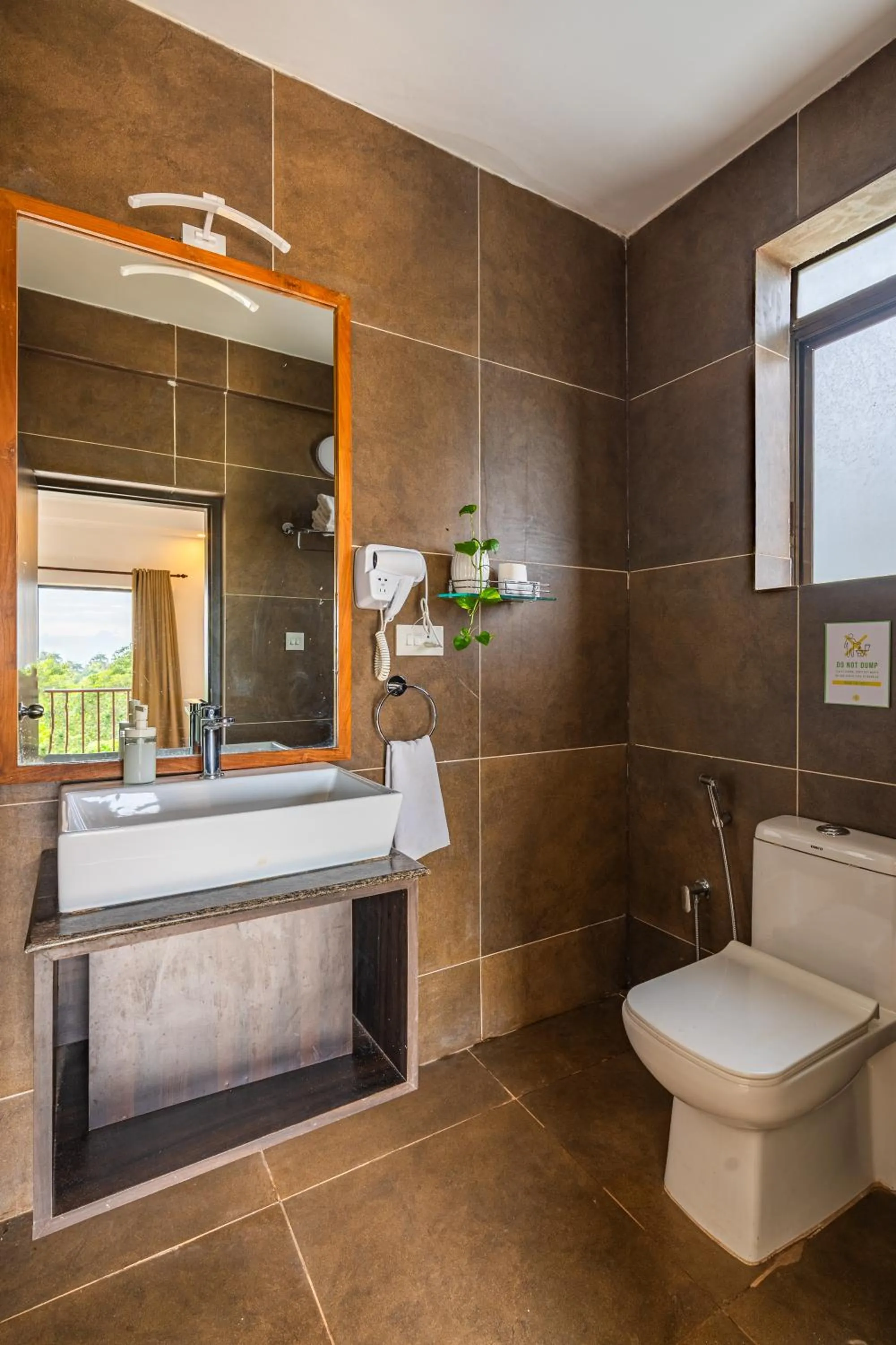 Toilet in Locomo Boutique, Morjim - Cozy tropical stay, near beach