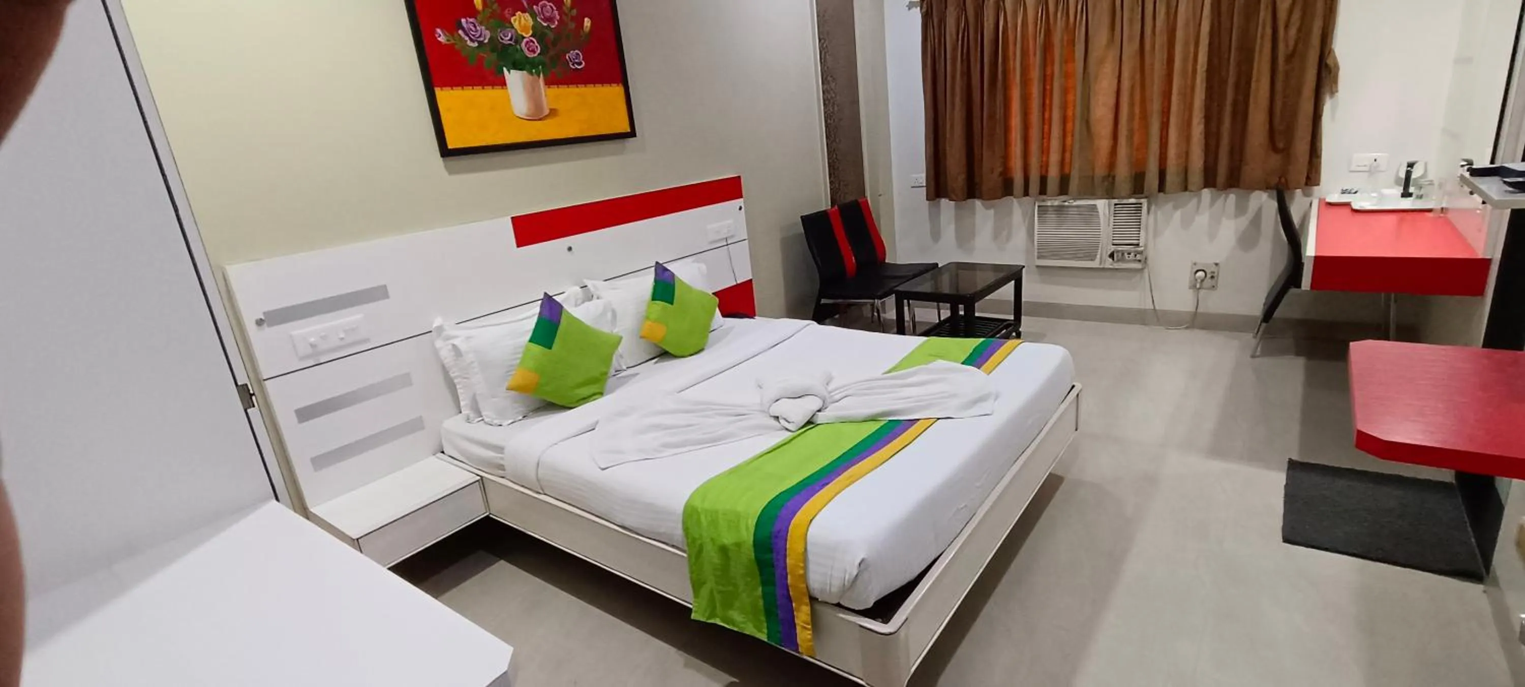 Bed in Hotel Bagga International