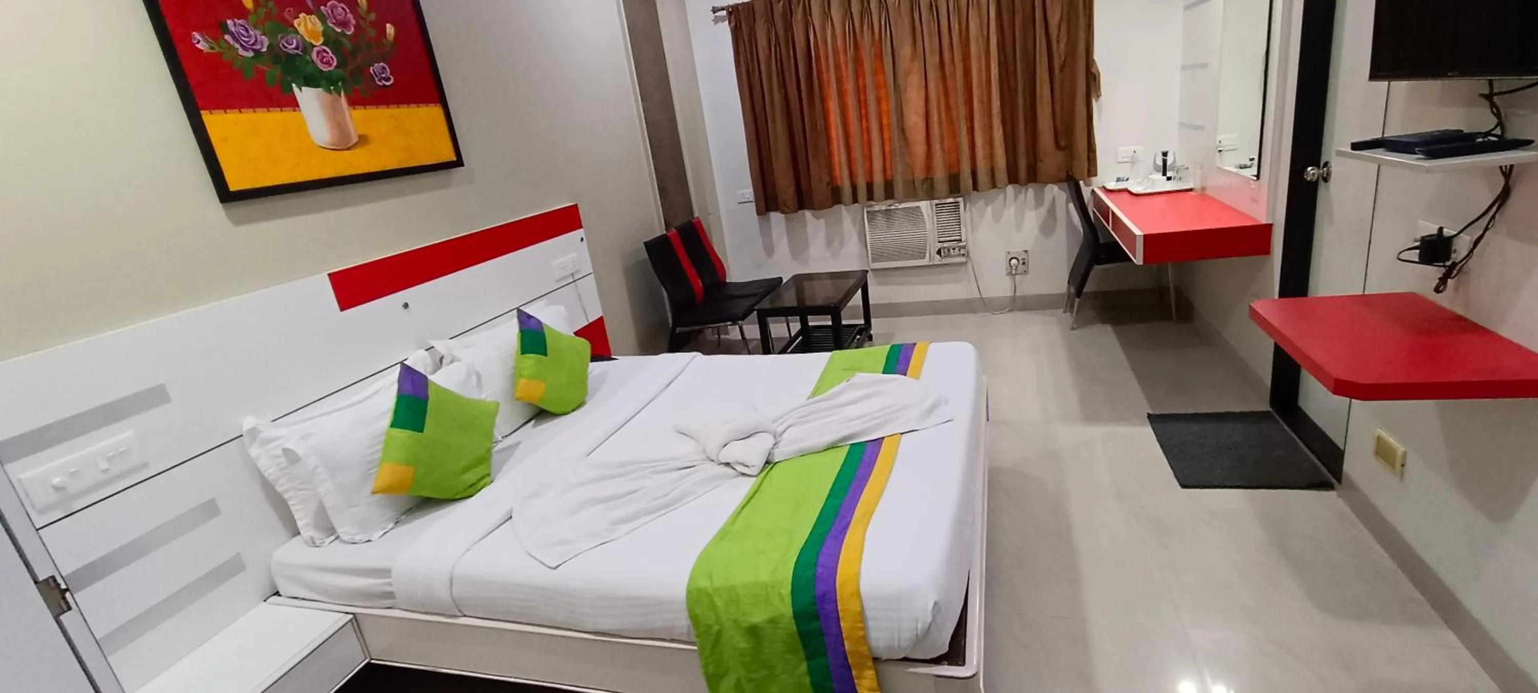 Bed in Hotel Bagga International