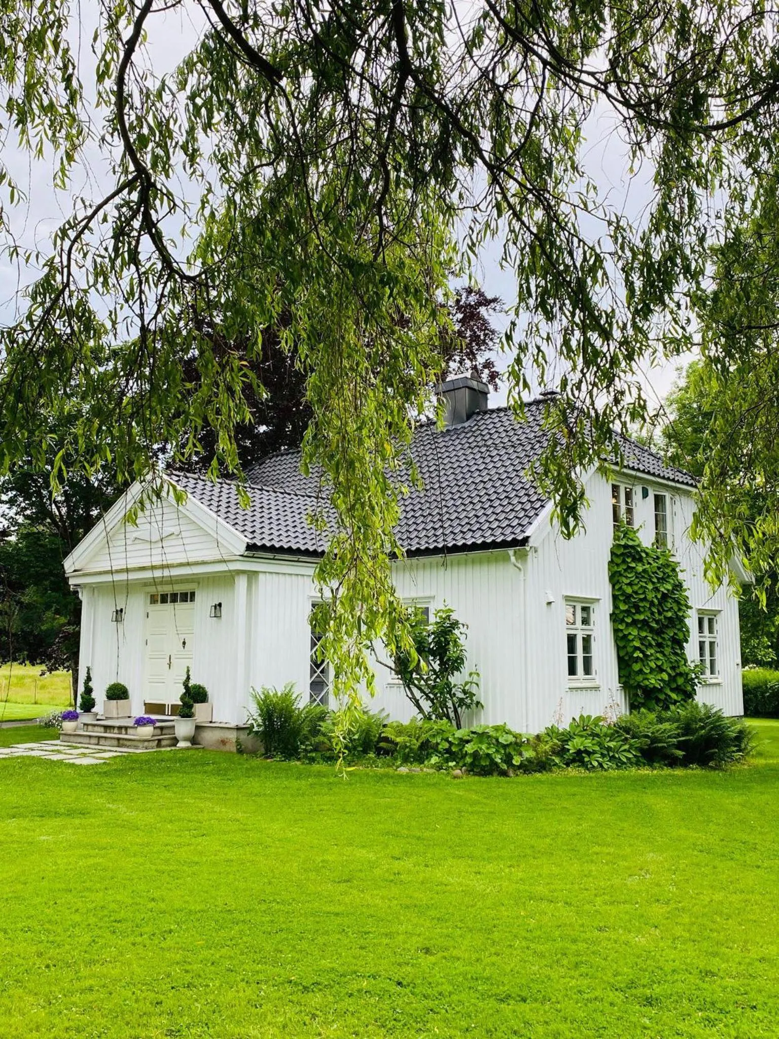 Property building in Engø Gård Hotel & Restaurant