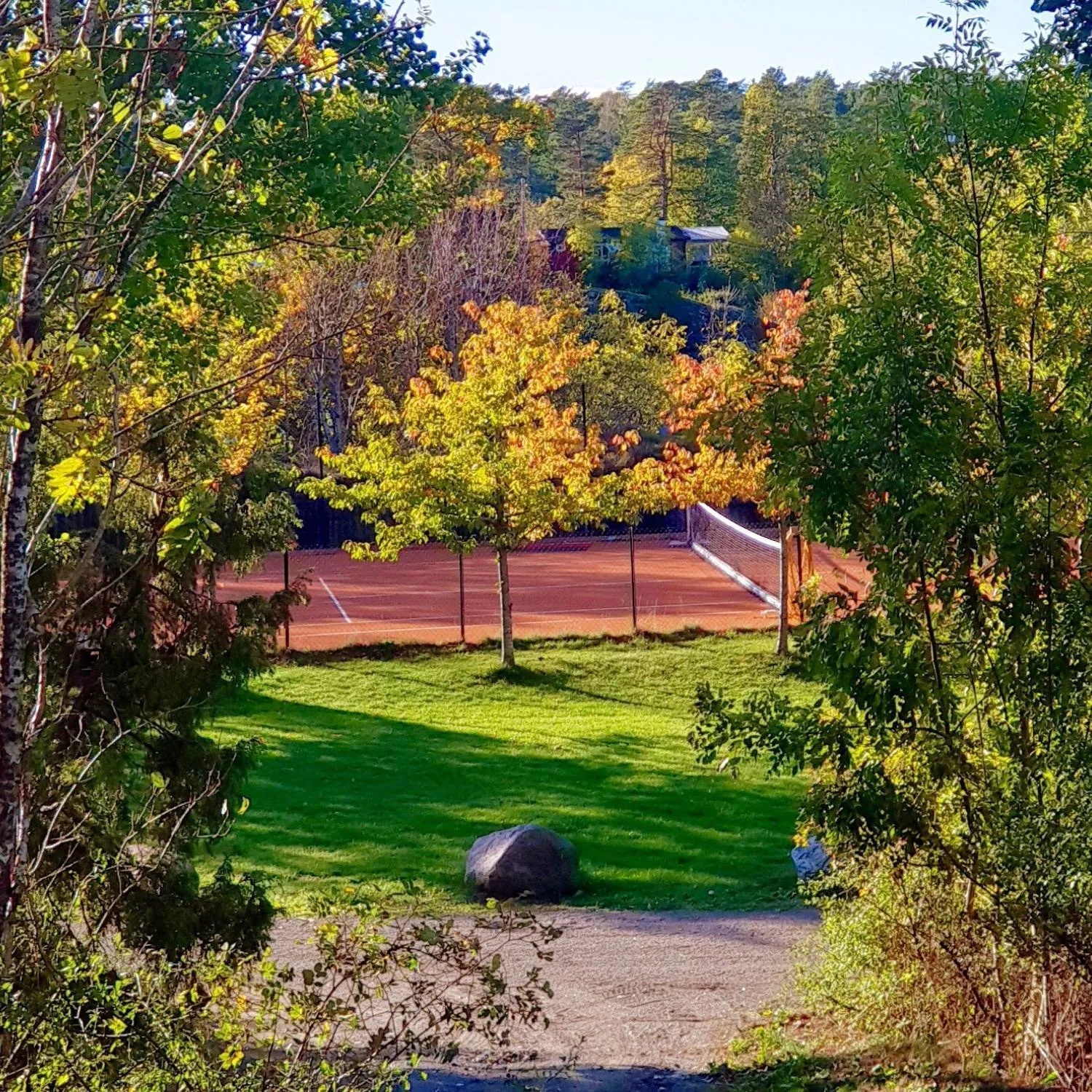 Tennis court in Engø Gård Hotel & Restaurant